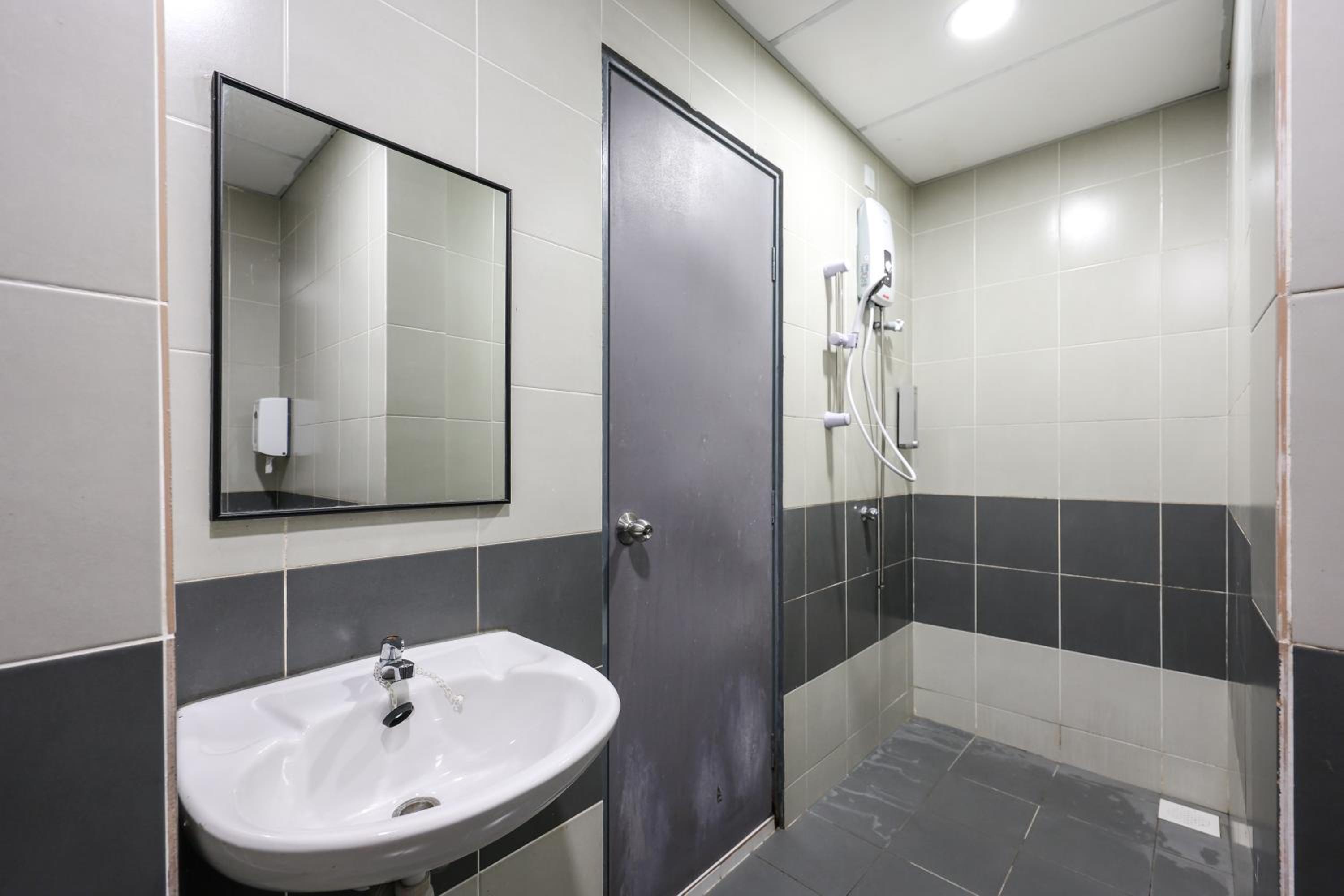 Emerald Avenue Brinchang Near Centrum- Cozy Family Stay Clover Home 5-06