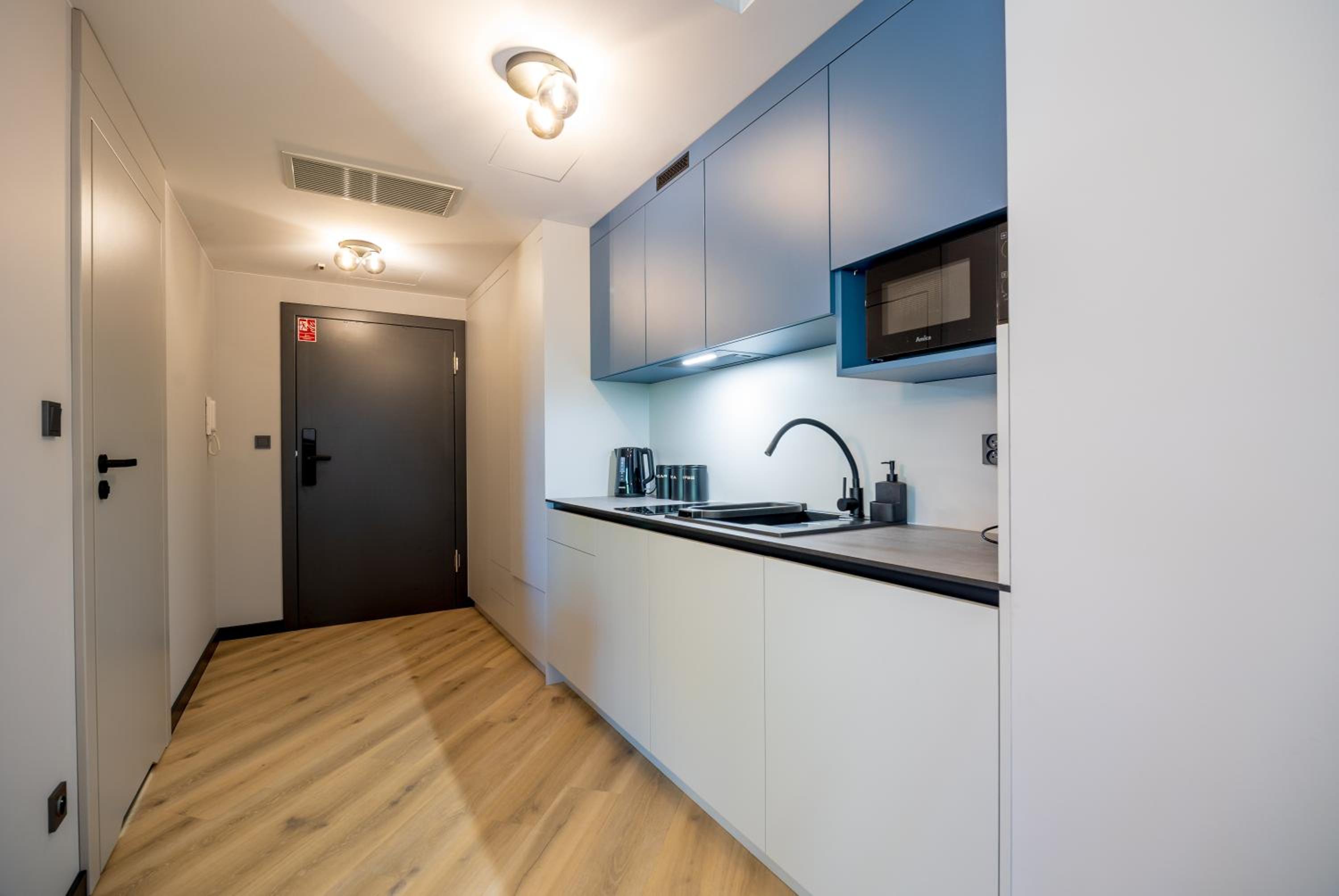 K52 Apartments