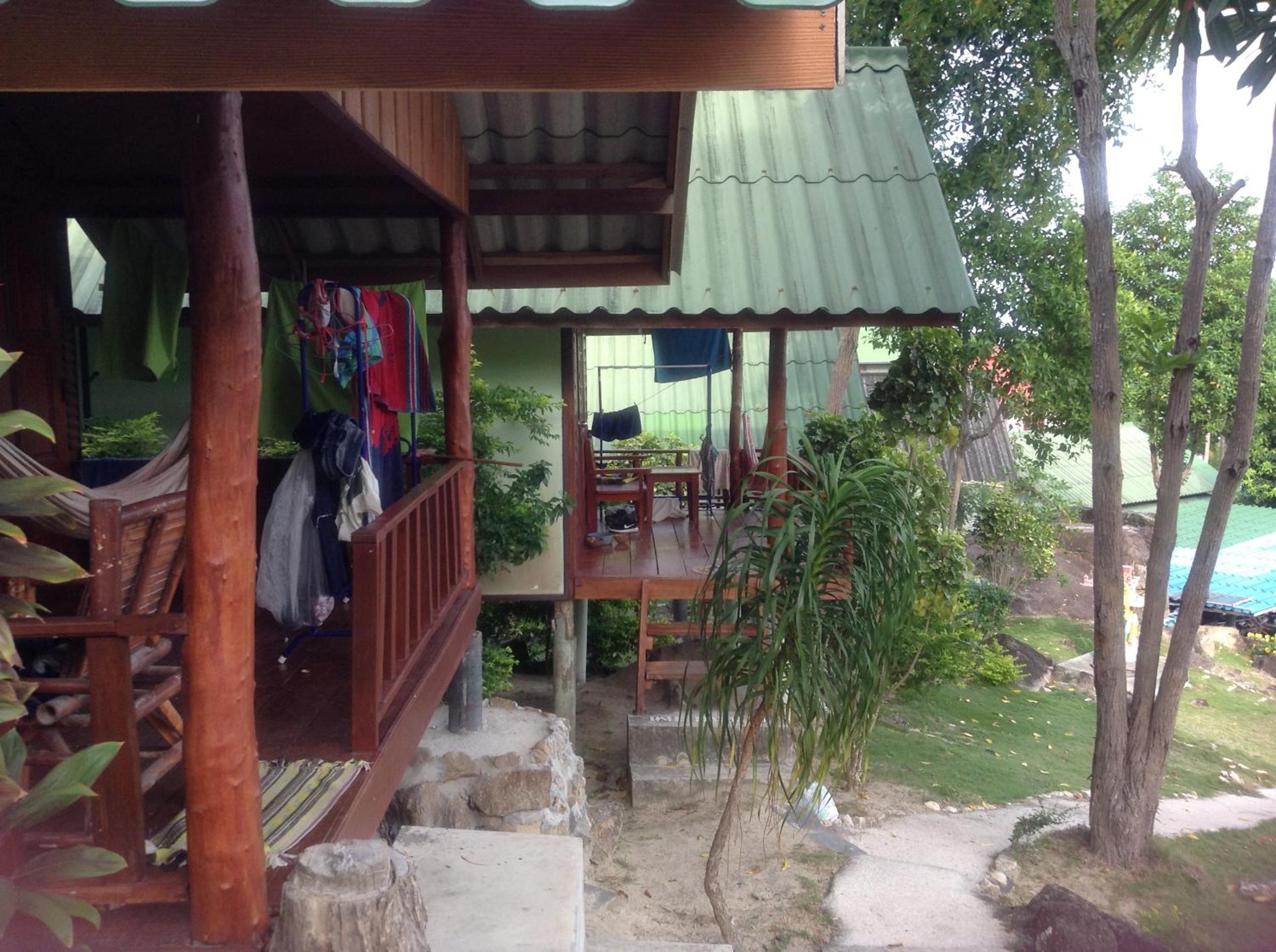 Easy Life Bungalows