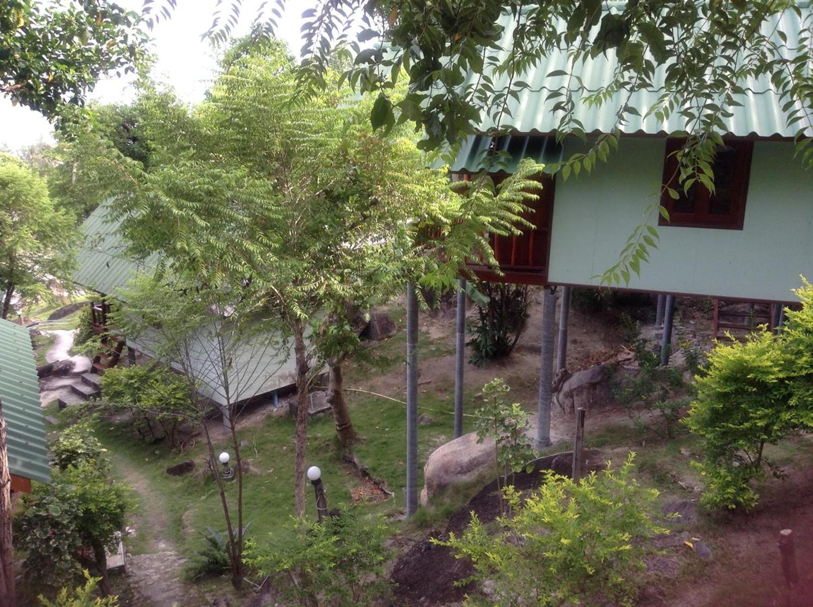 Easy Life Bungalows