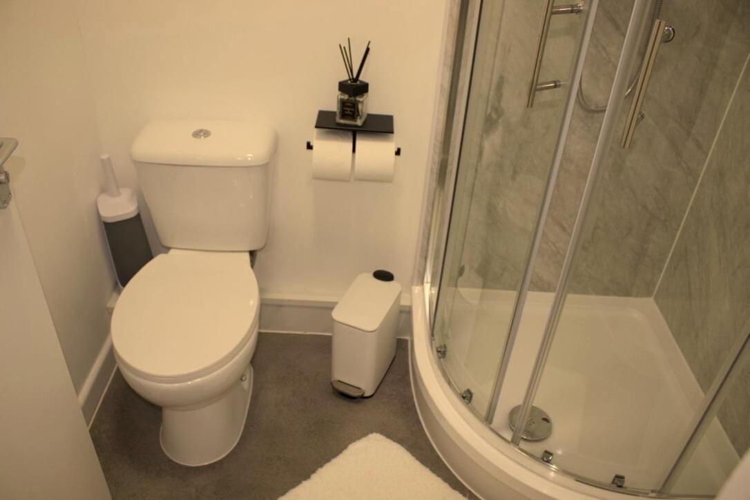 Spacious 2-Bed Apartment
