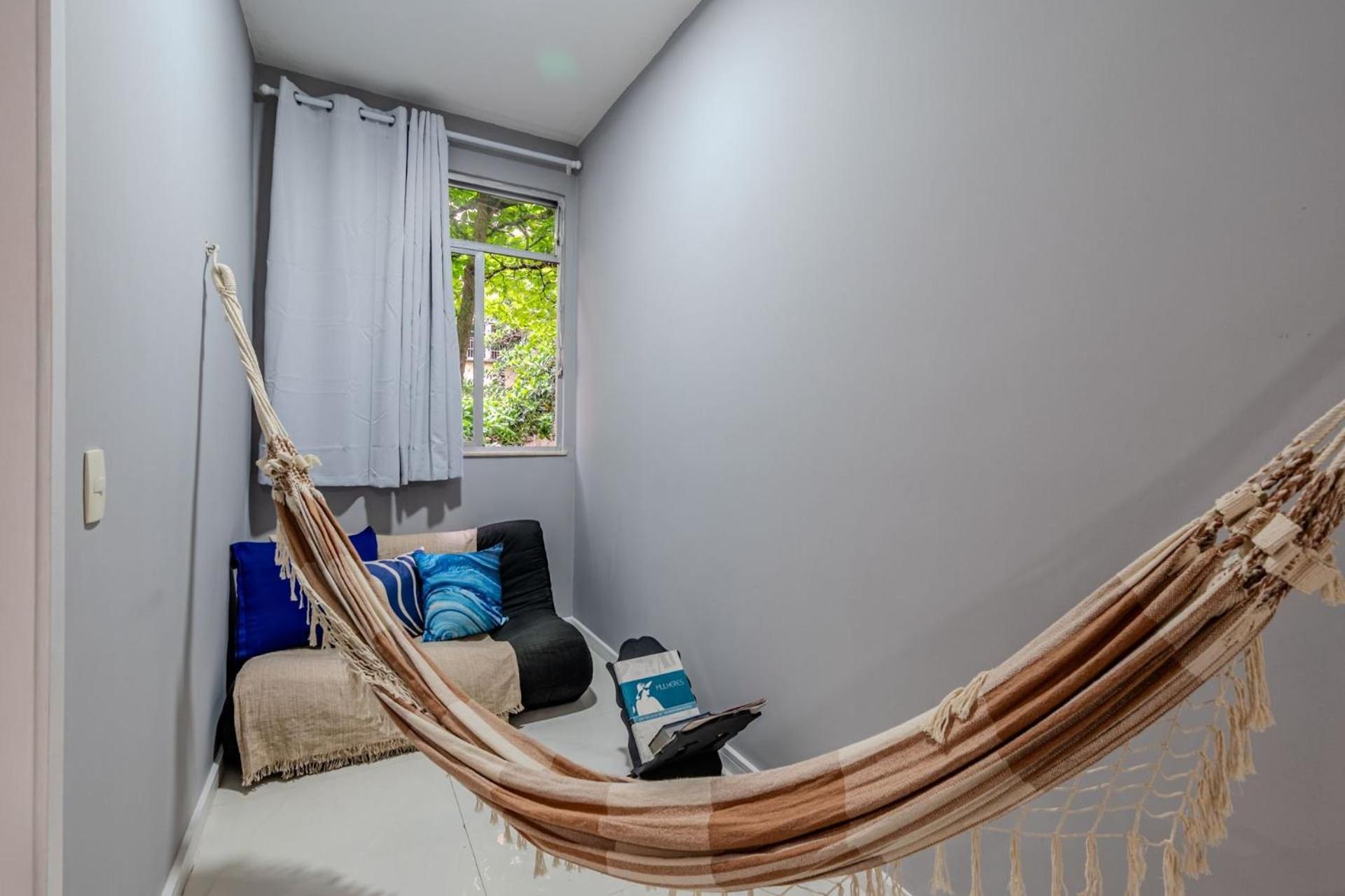 2 bedrooms near Copacabana Beach