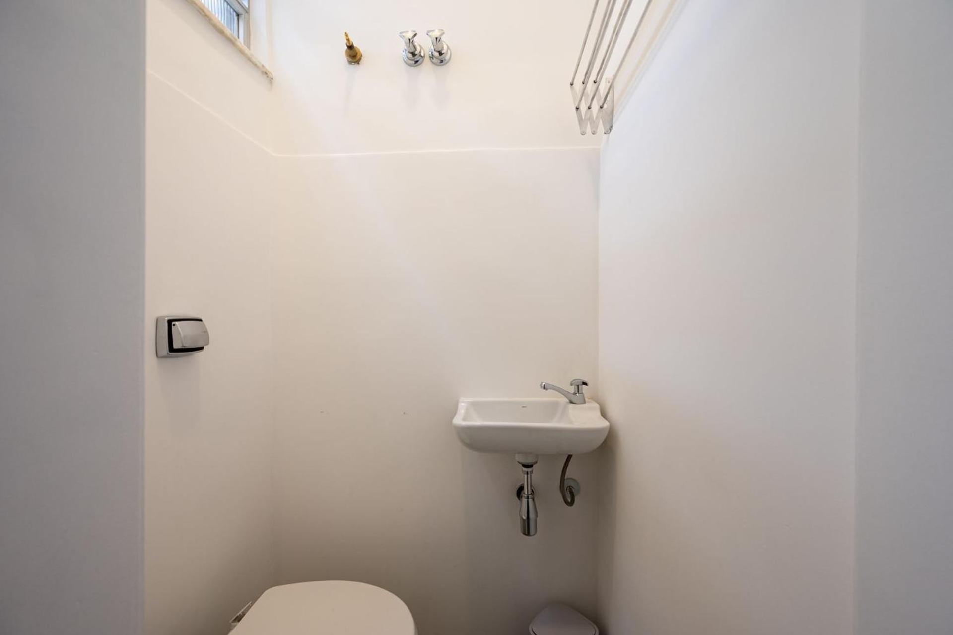 2 bedrooms near Copacabana Beach