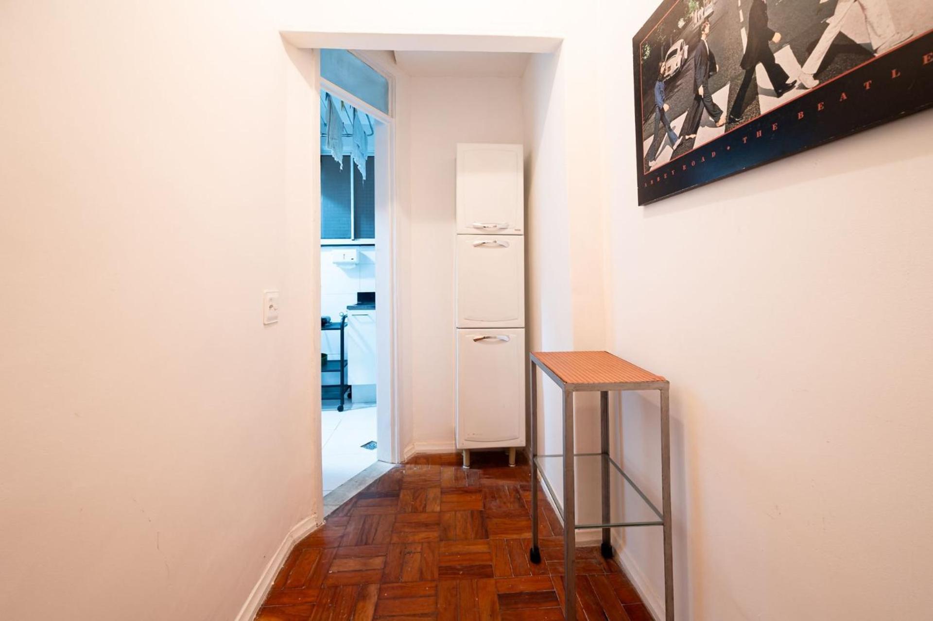 2 bedrooms near Copacabana Beach