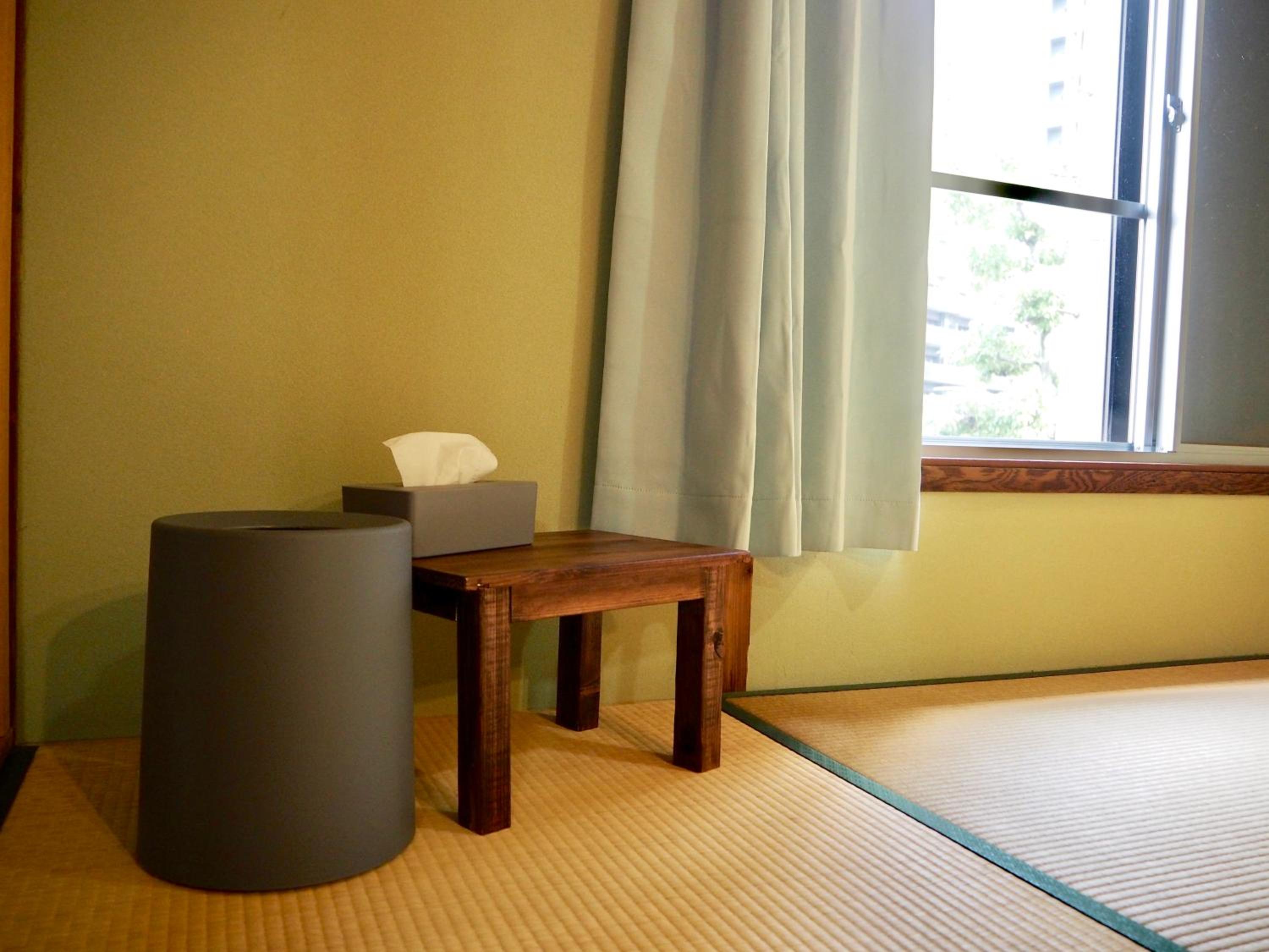 Grand Opening Sale!!! 最大5人まで-関西空港近く-JR日根野駅前-貸切一軒家 Entire House Near Kansai Airport-Max 5 people-The Palm Guest House