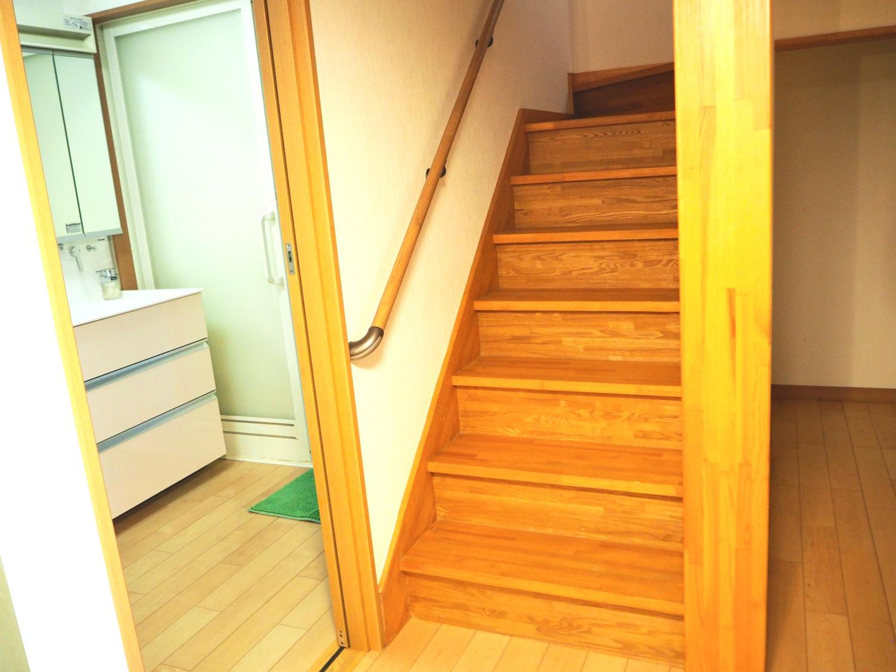 Grand Opening Sale!!! 最大5人まで-関西空港近く-JR日根野駅前-貸切一軒家 Entire House Near Kansai Airport-Max 5 people-The Palm Guest House