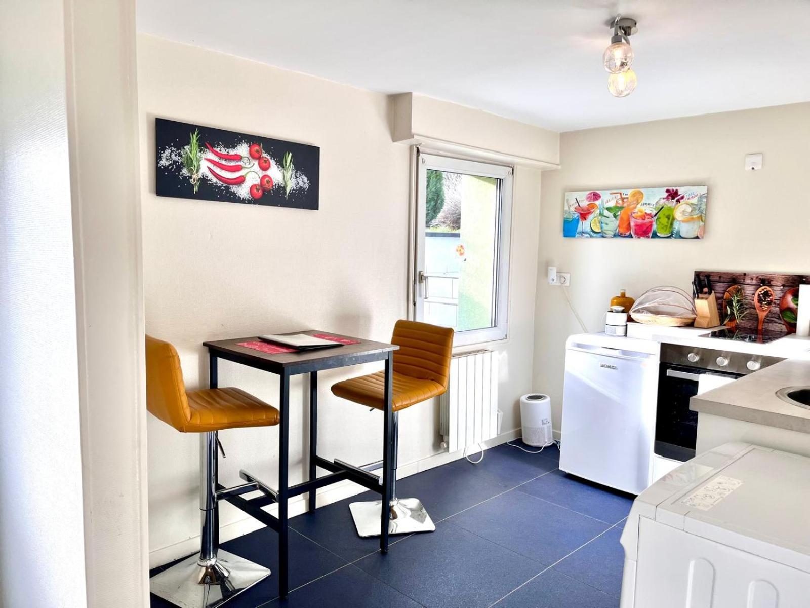 Sunny Suite by Leslodgespa - Studio moderne et coloré, proche de Bâle et de l'aéroport