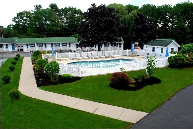 Ne'r Beach Motel