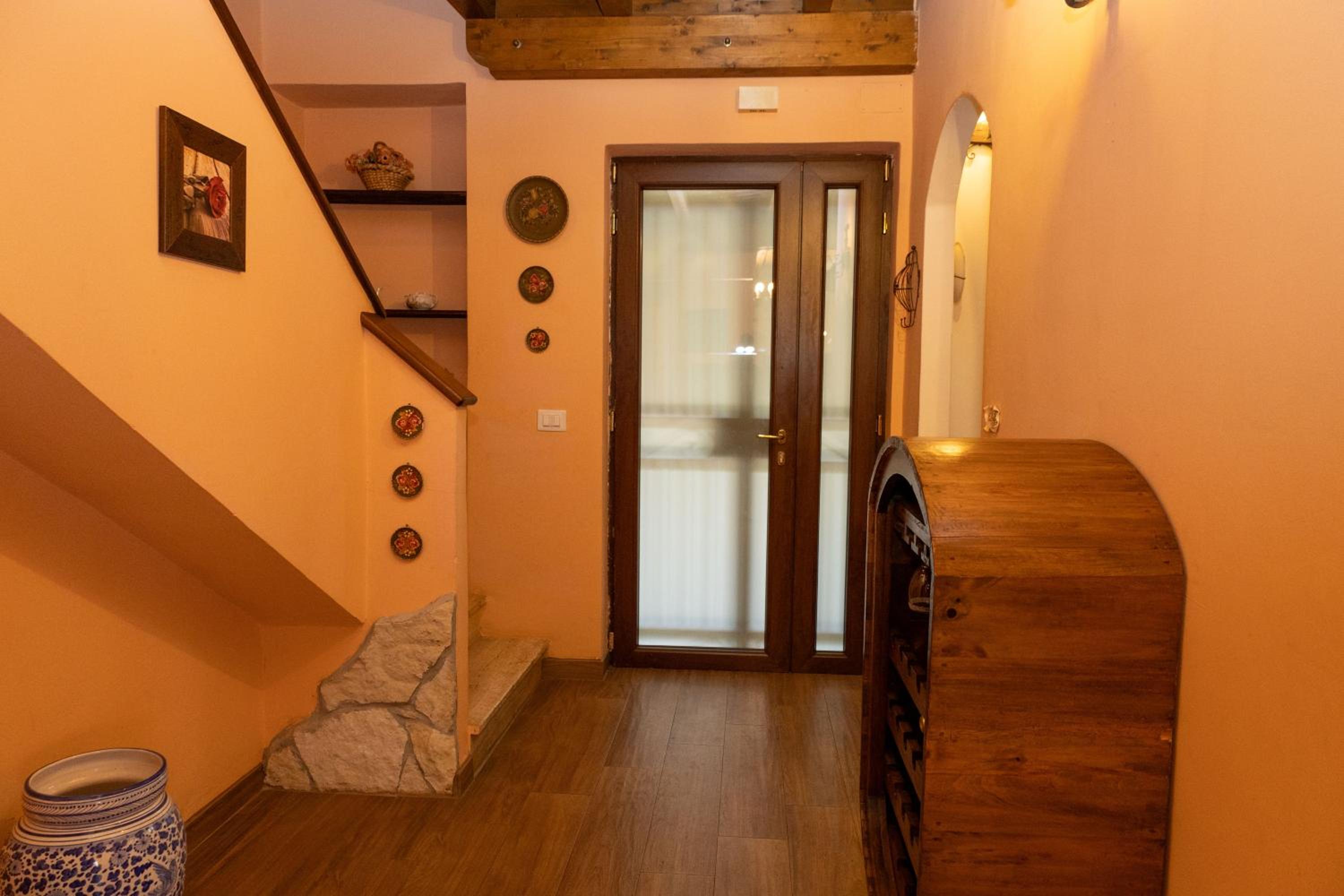 Panoramic Villa with Exclusive Pool in Irpinia