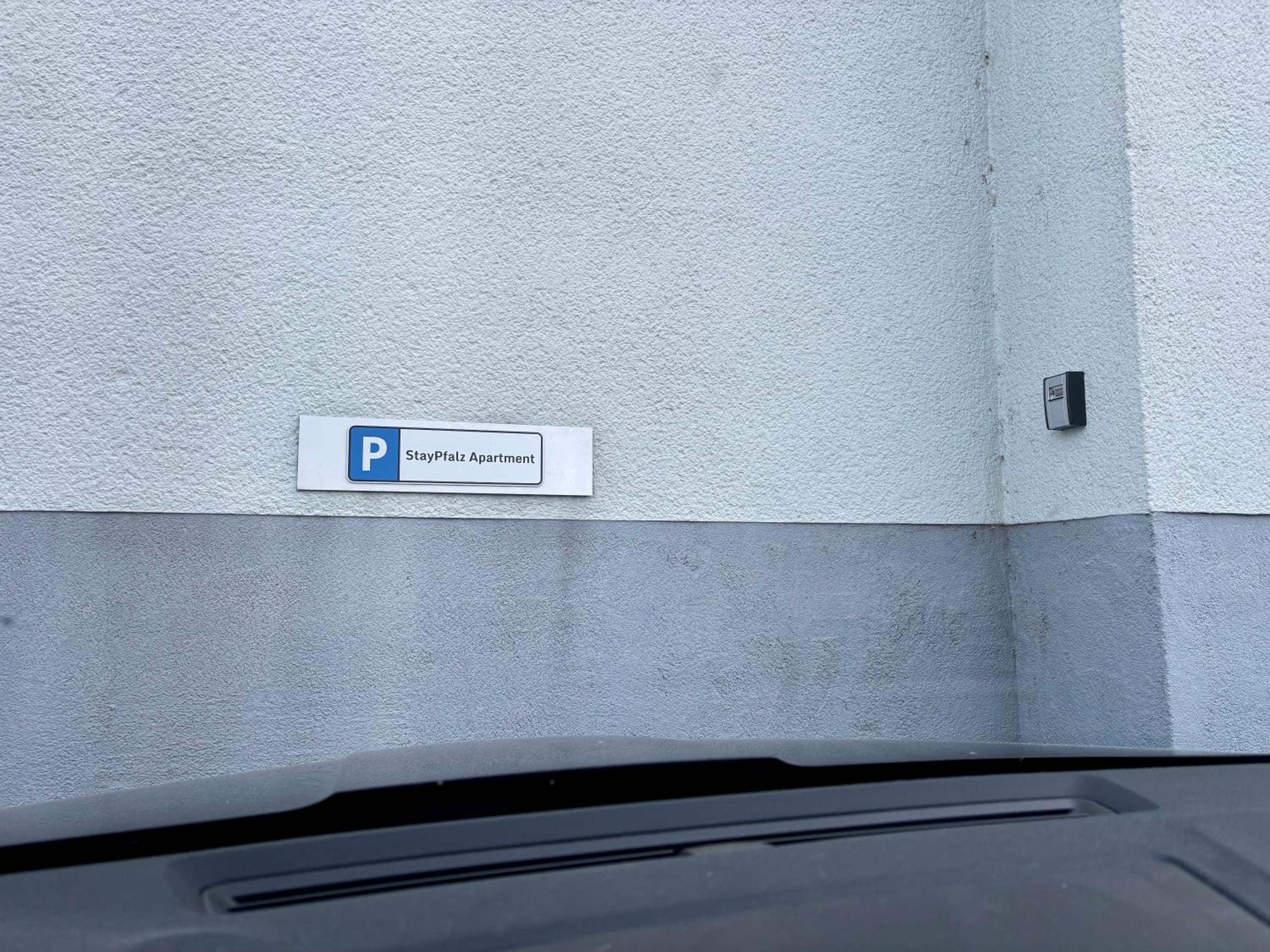 StayPfalz Apartment - 3 Zimmer & Parkplatz
