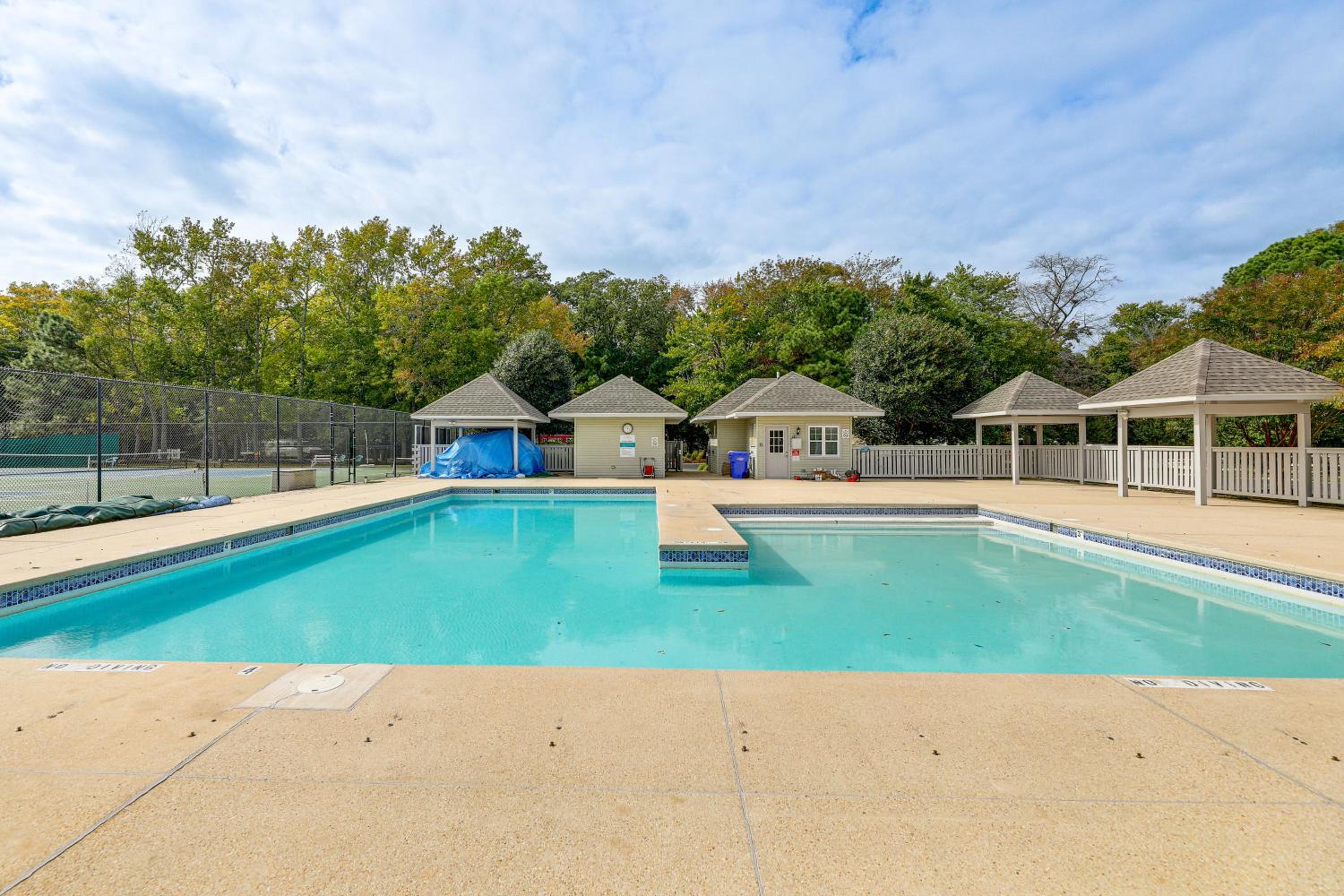 2 Mi to Bethany Beach! Family Getaway with Deck