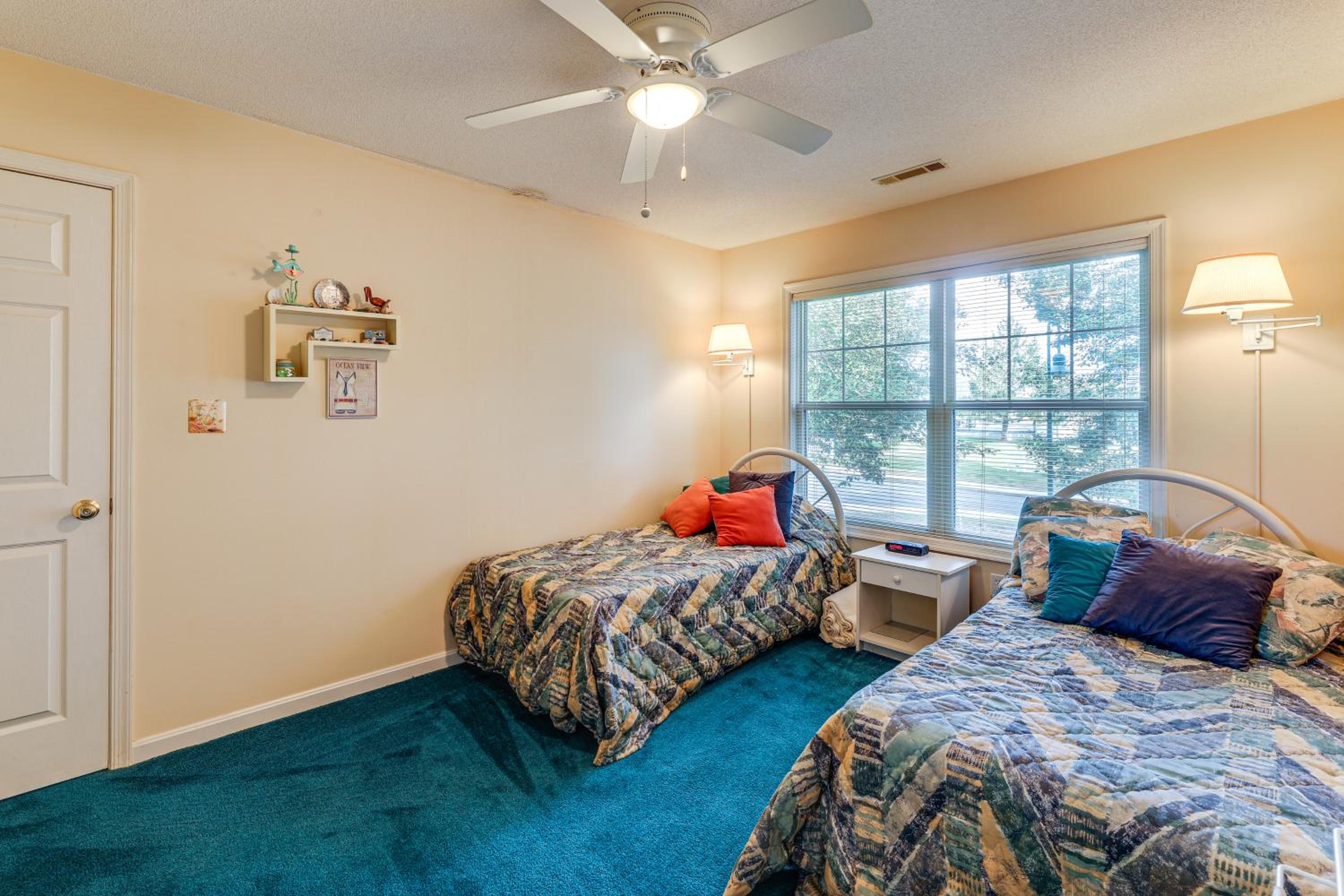 2 Mi to Bethany Beach! Family Getaway with Deck