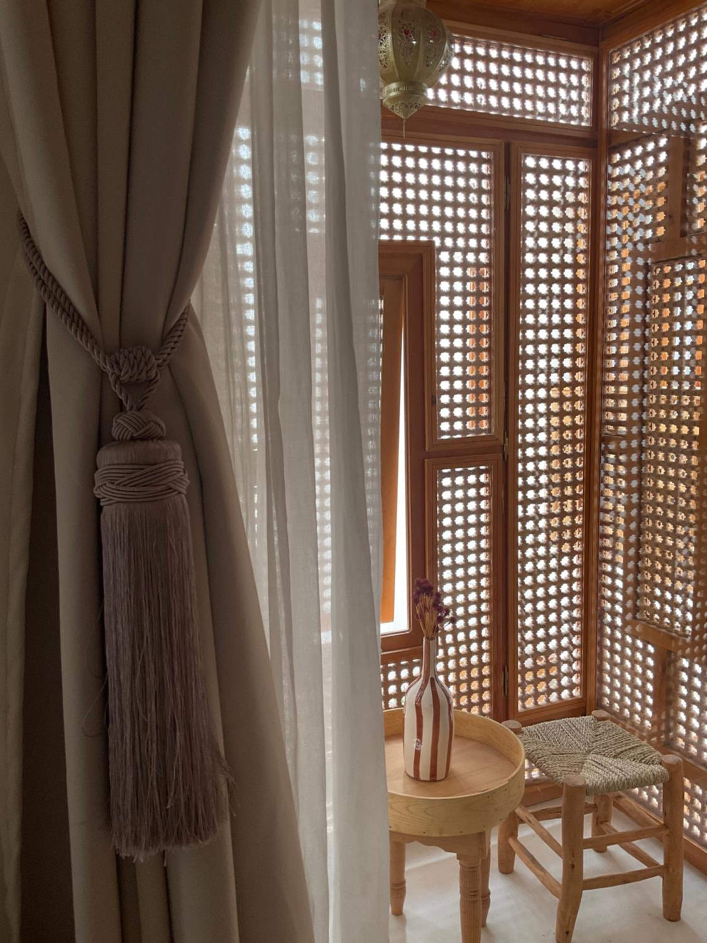 Riad Al Muhandiz Peaceful Duplex Suites near Jemaa El Fna