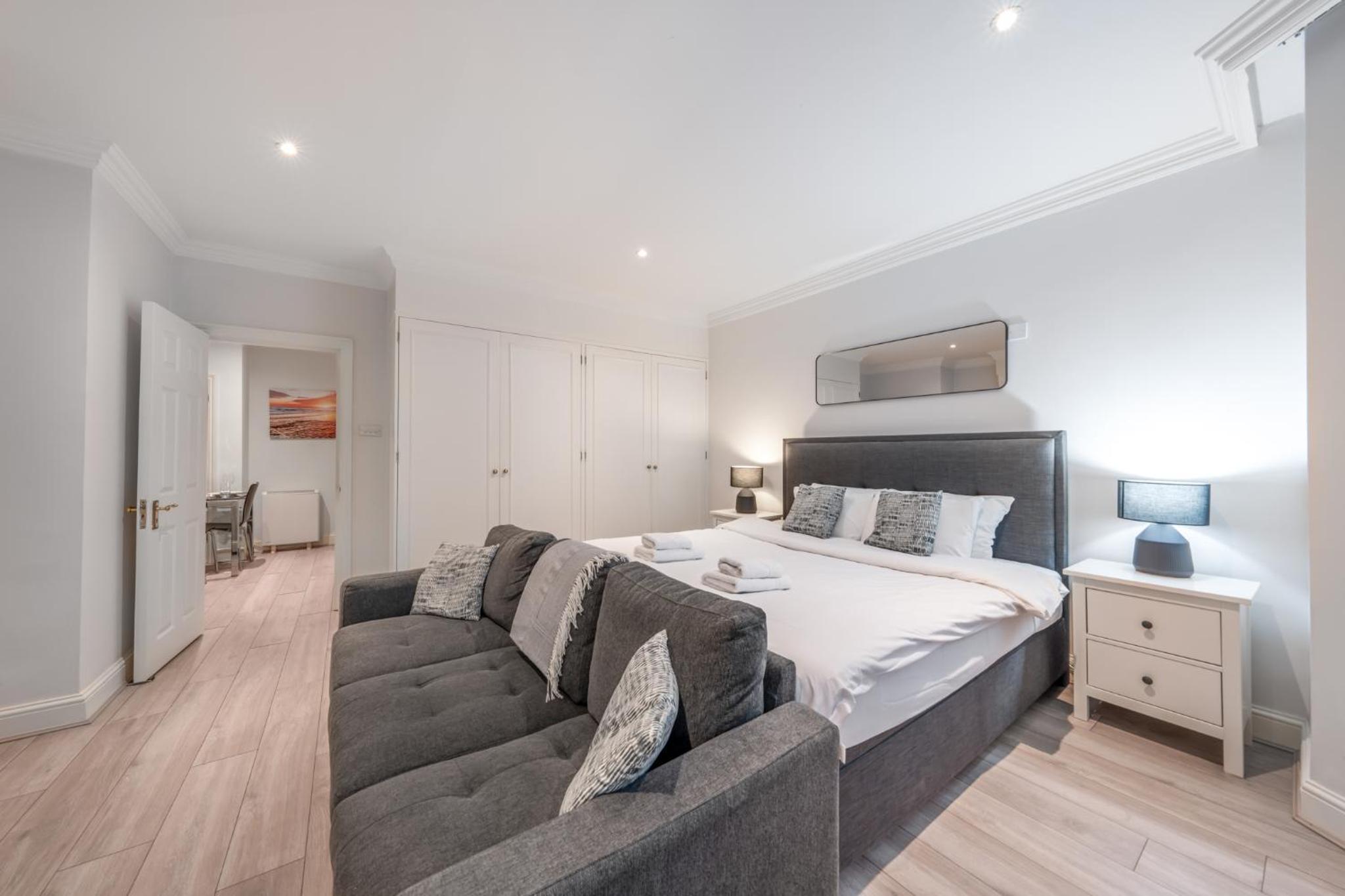 The Knightsbridge Suites