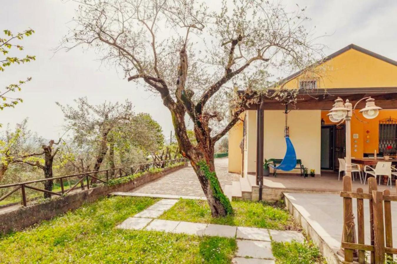 Panoramic Villa with Exclusive Pool in Irpinia