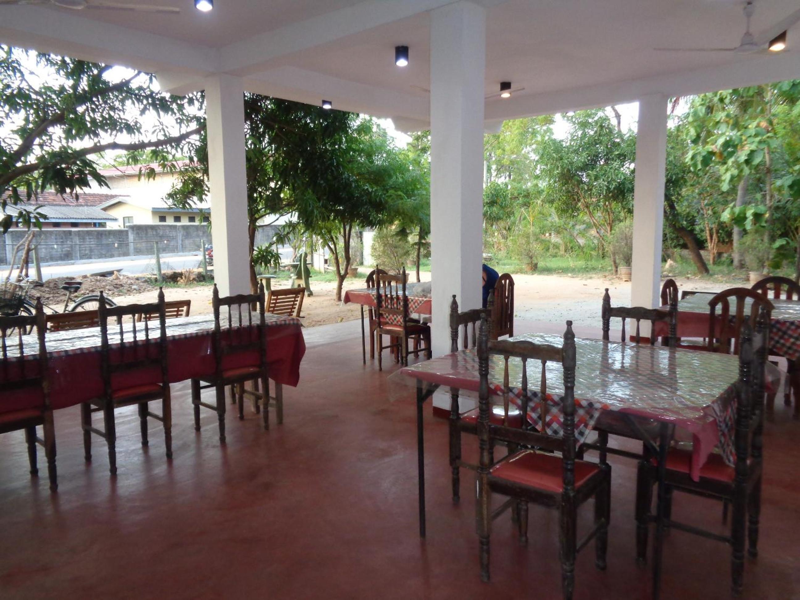 Jayaru Guest House