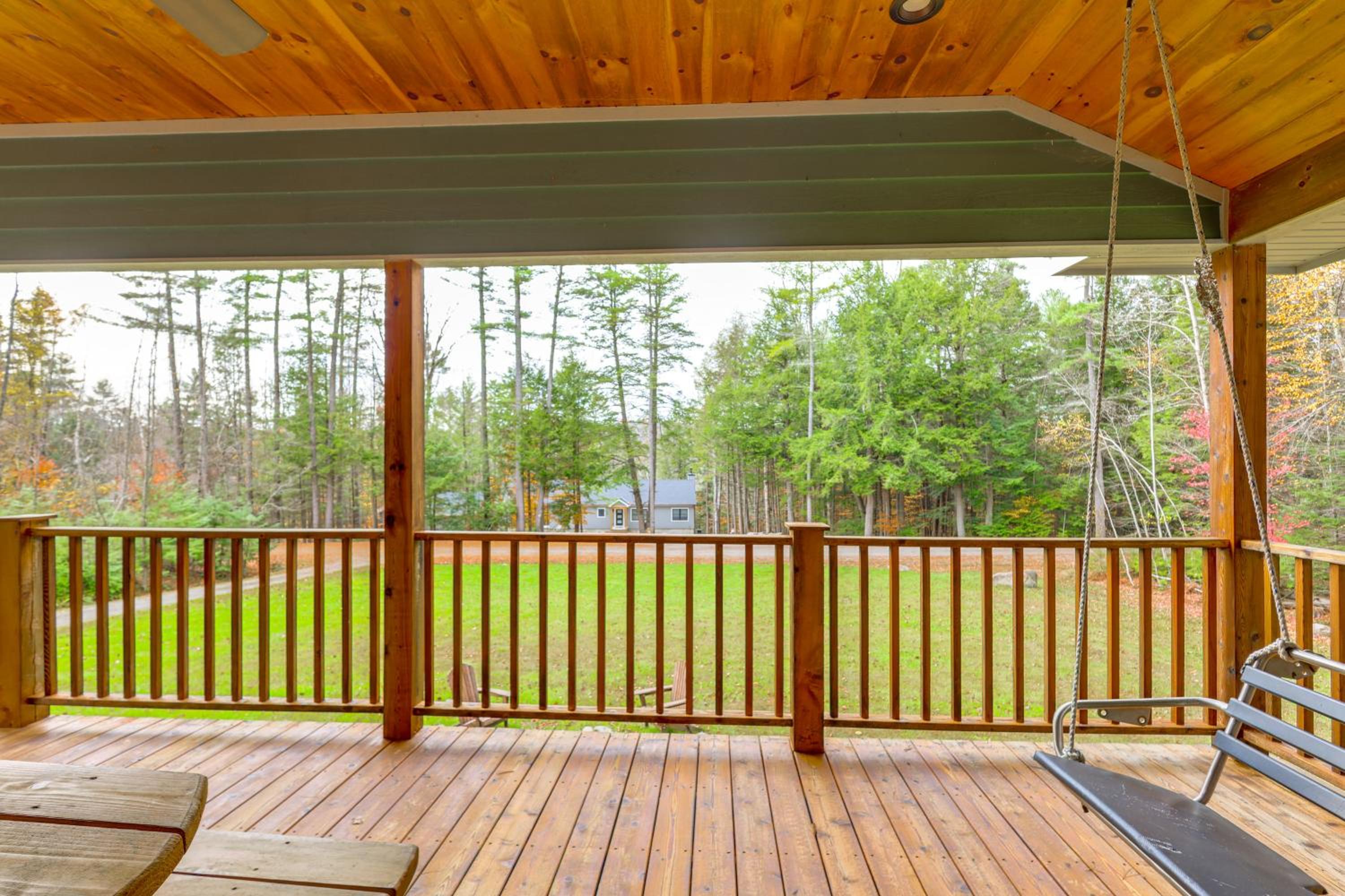 Year-Round Loon Lake Retreat Ski, Hike, Explore!