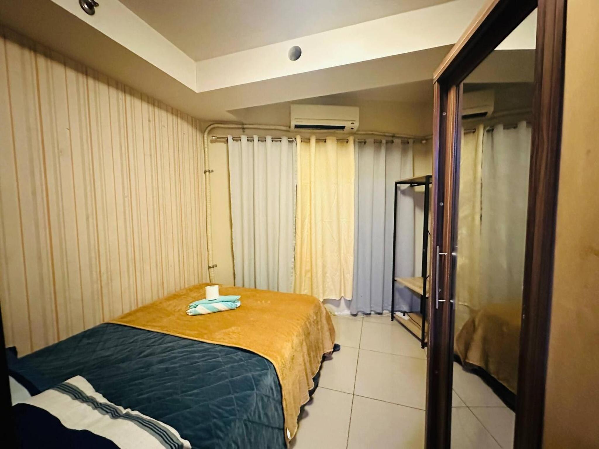 Simple Pasay Getaway - Entire Apartment for Rent