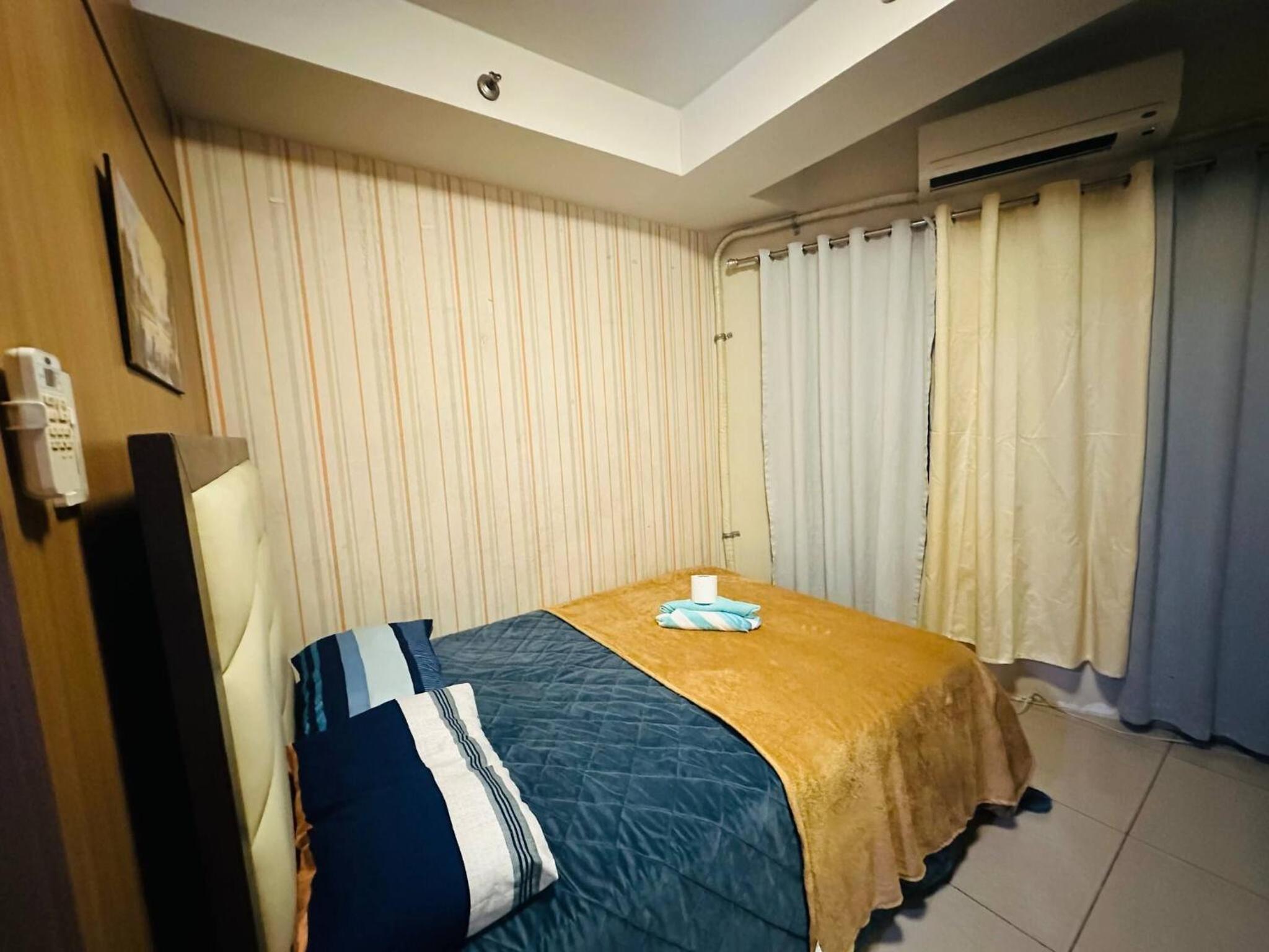 Simple Pasay Getaway - Entire Apartment for Rent