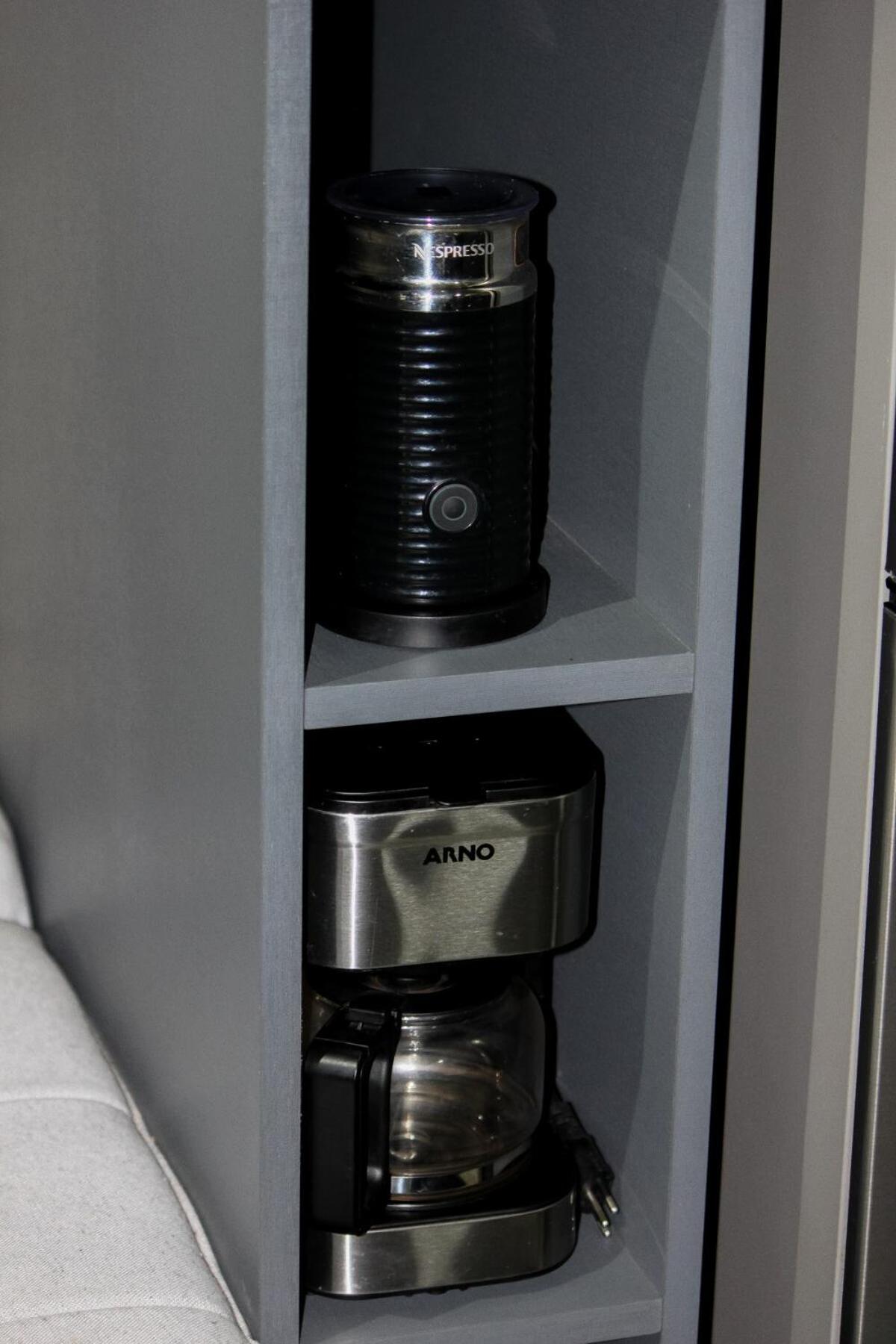 Studio moderno, 230m do Metrô, Gamer & Home Office
