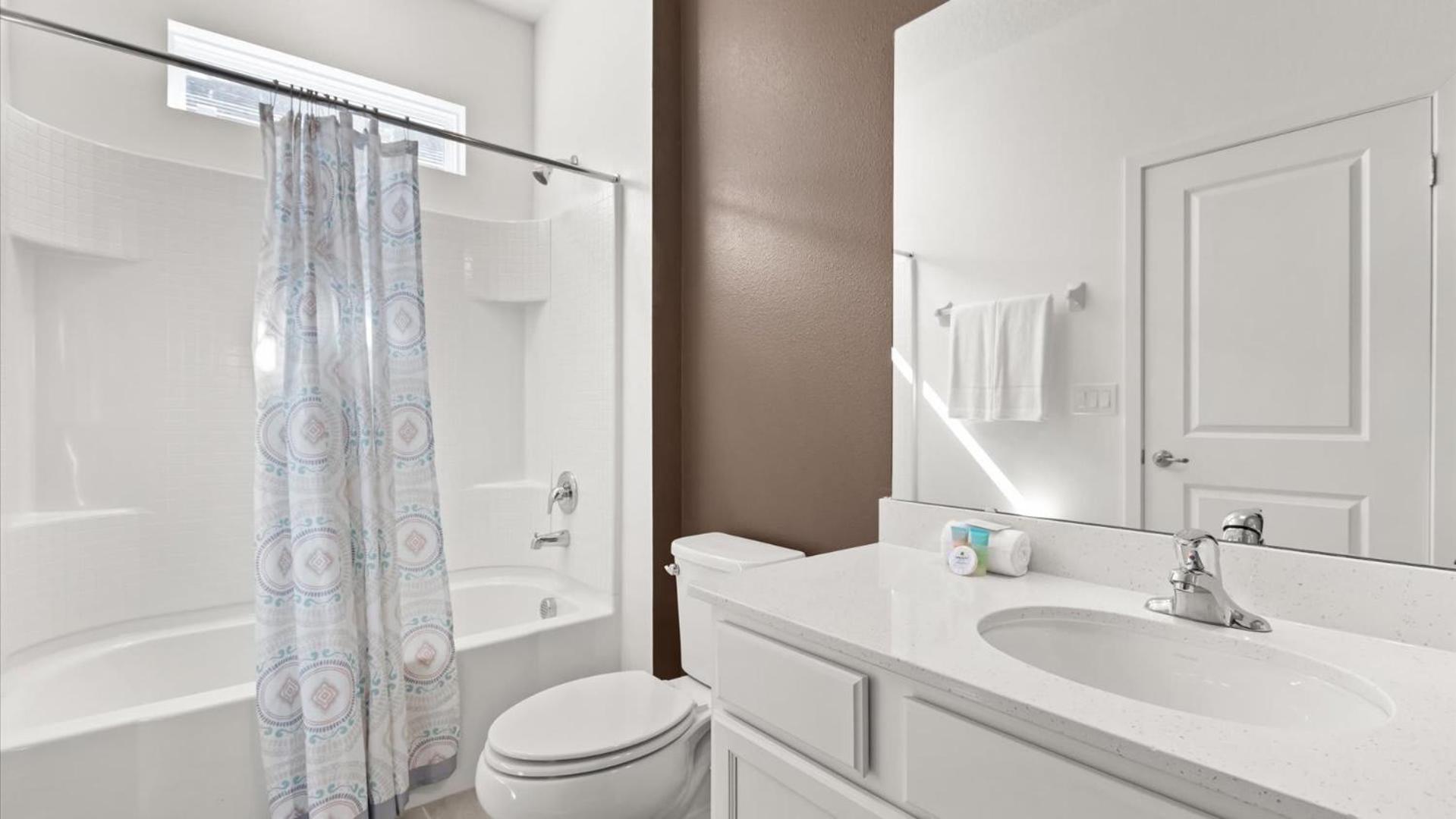Upstay Resort Villa - Pool, Hot Tub, Sleeps 27