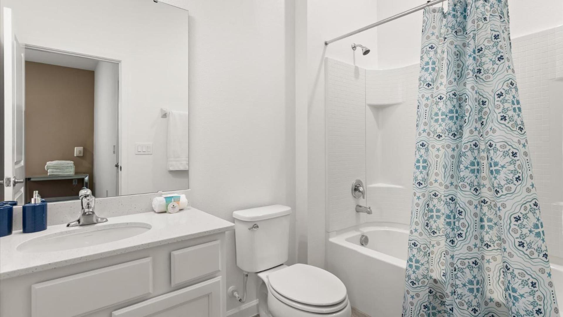 Upstay Resort Villa - Pool, Hot Tub, Sleeps 27