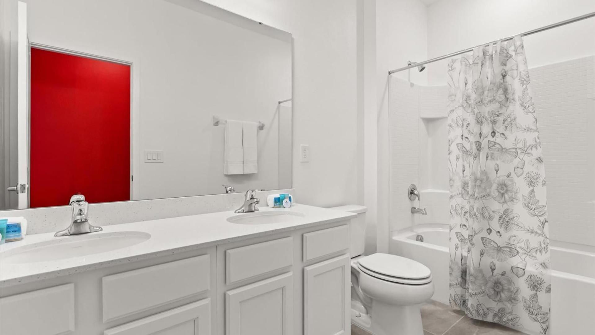 Upstay Resort Villa - Pool, Hot Tub, Sleeps 27