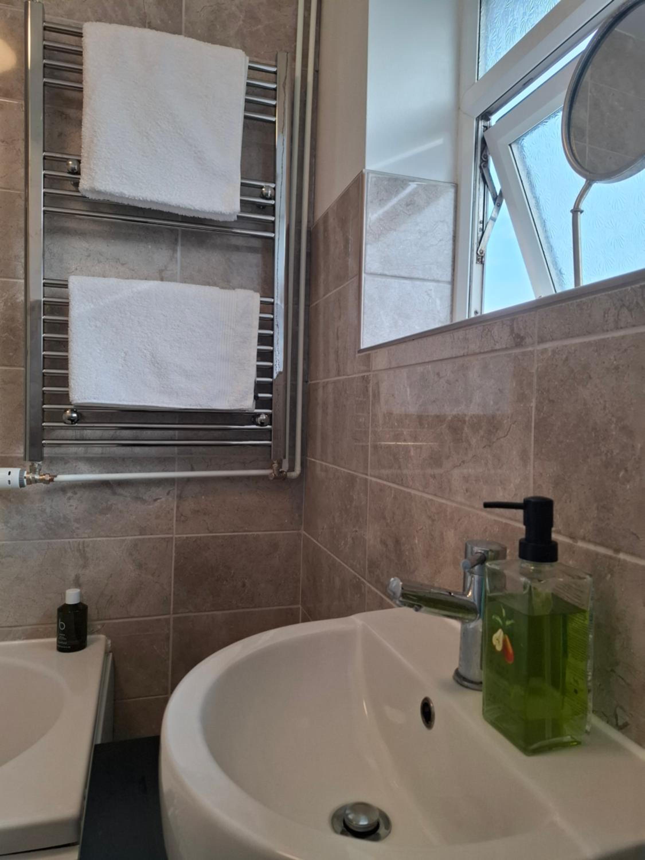 4 Bedroom House in Saltdean, Brighton