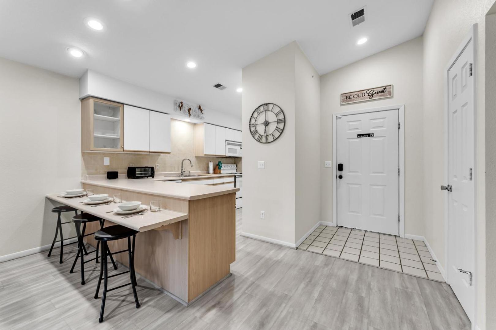 Branson 2BR Retreat | Jacuzzi + Gym + Pools