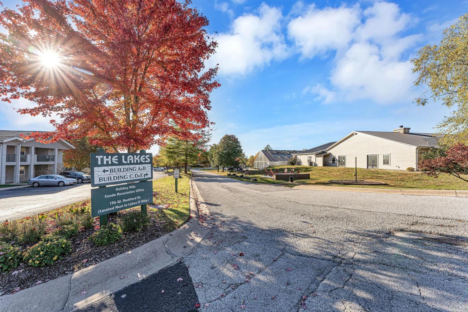 Branson 2BR Retreat | Jacuzzi + Gym + Pools