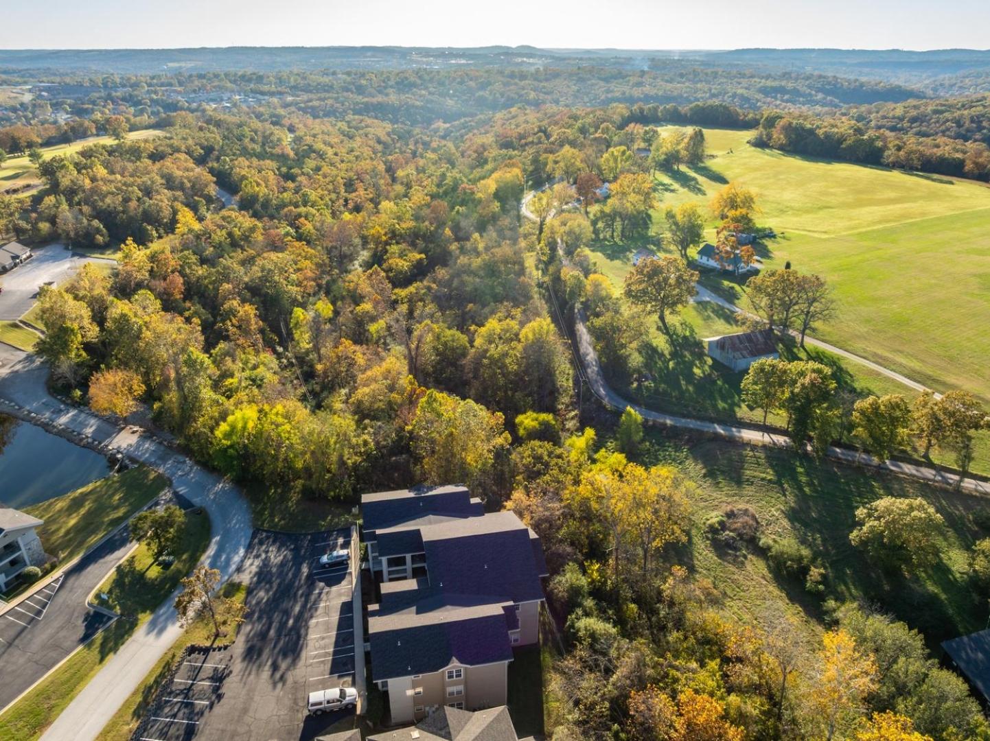 Branson 2BR Retreat | Jacuzzi + Gym + Pools