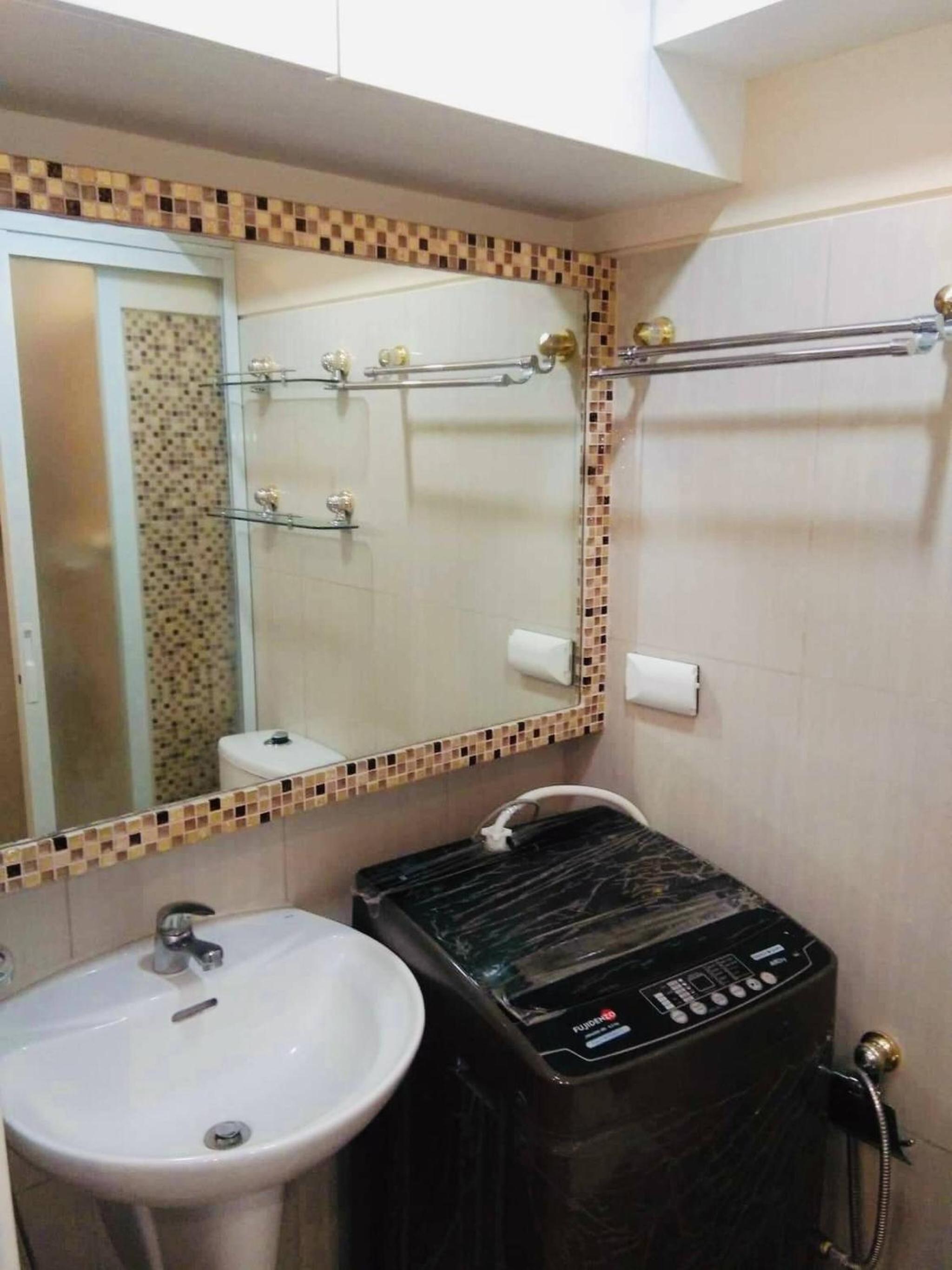 Charming 1-Bedroom Apartment in the Heart of Pasay City