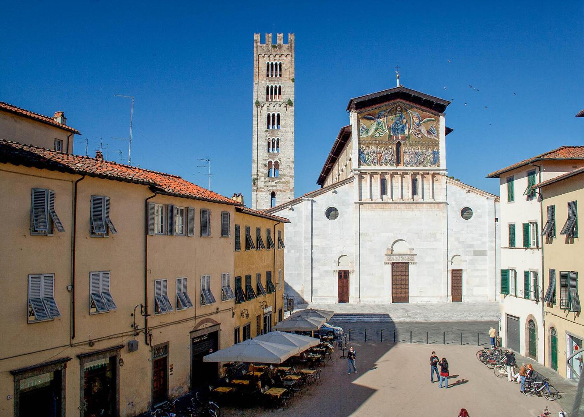 The Tuscan Window