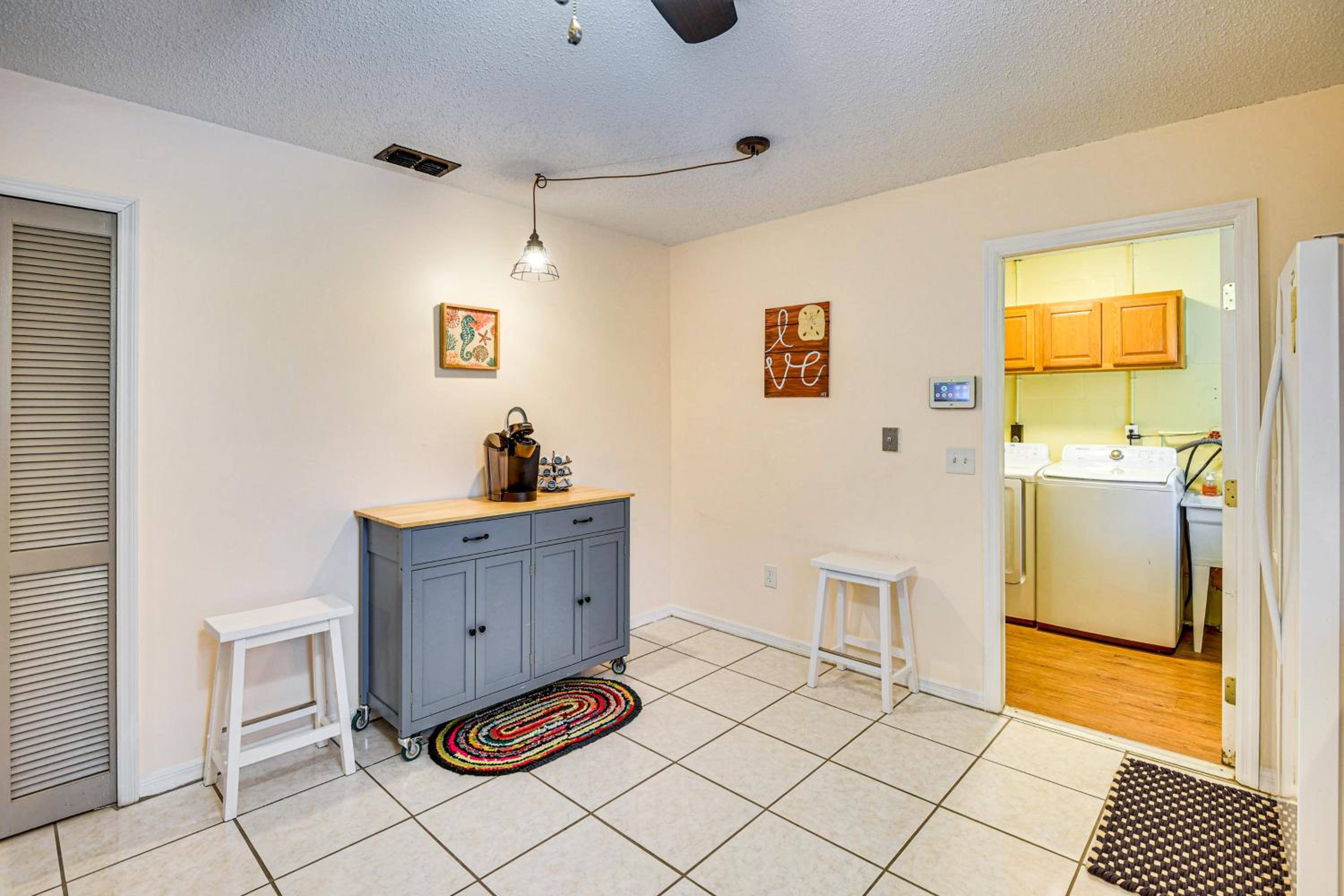 7 Mi to Beach! Poolside Oasis in Port Orange
