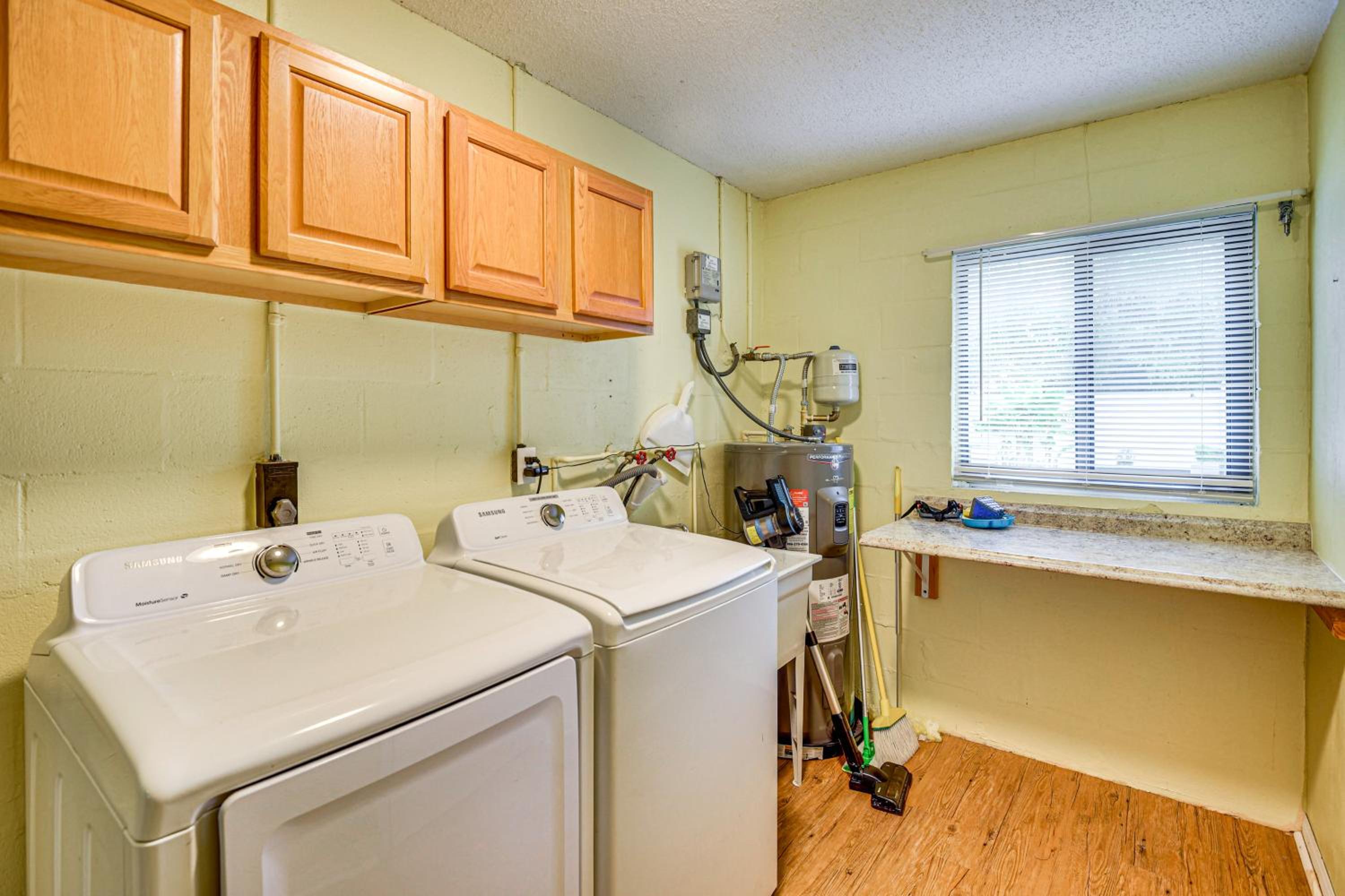 7 Mi to Beach! Poolside Oasis in Port Orange
