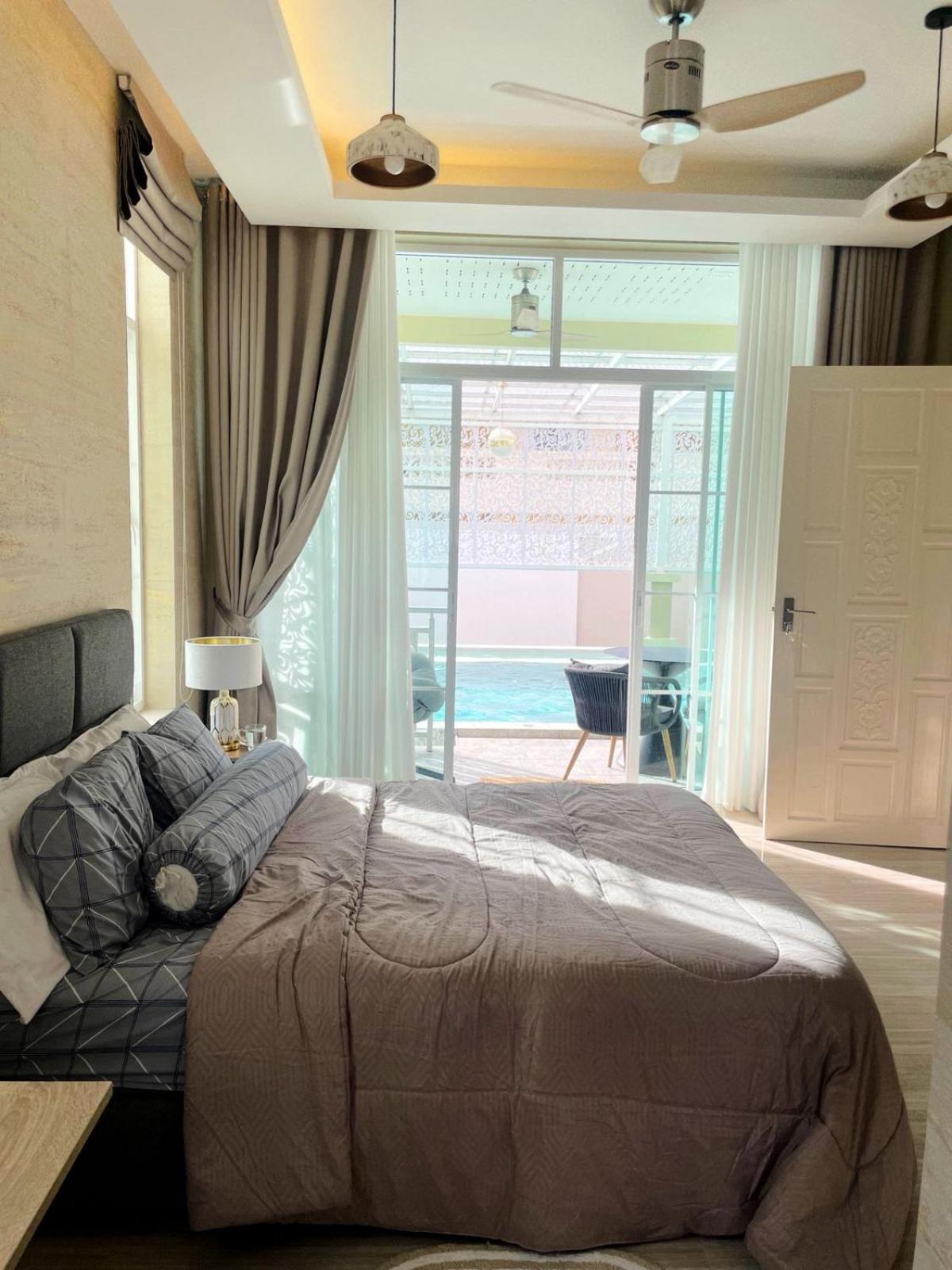 Kamala Beach Phuket - 4BR Private Luxury Pool Villa with Maid
