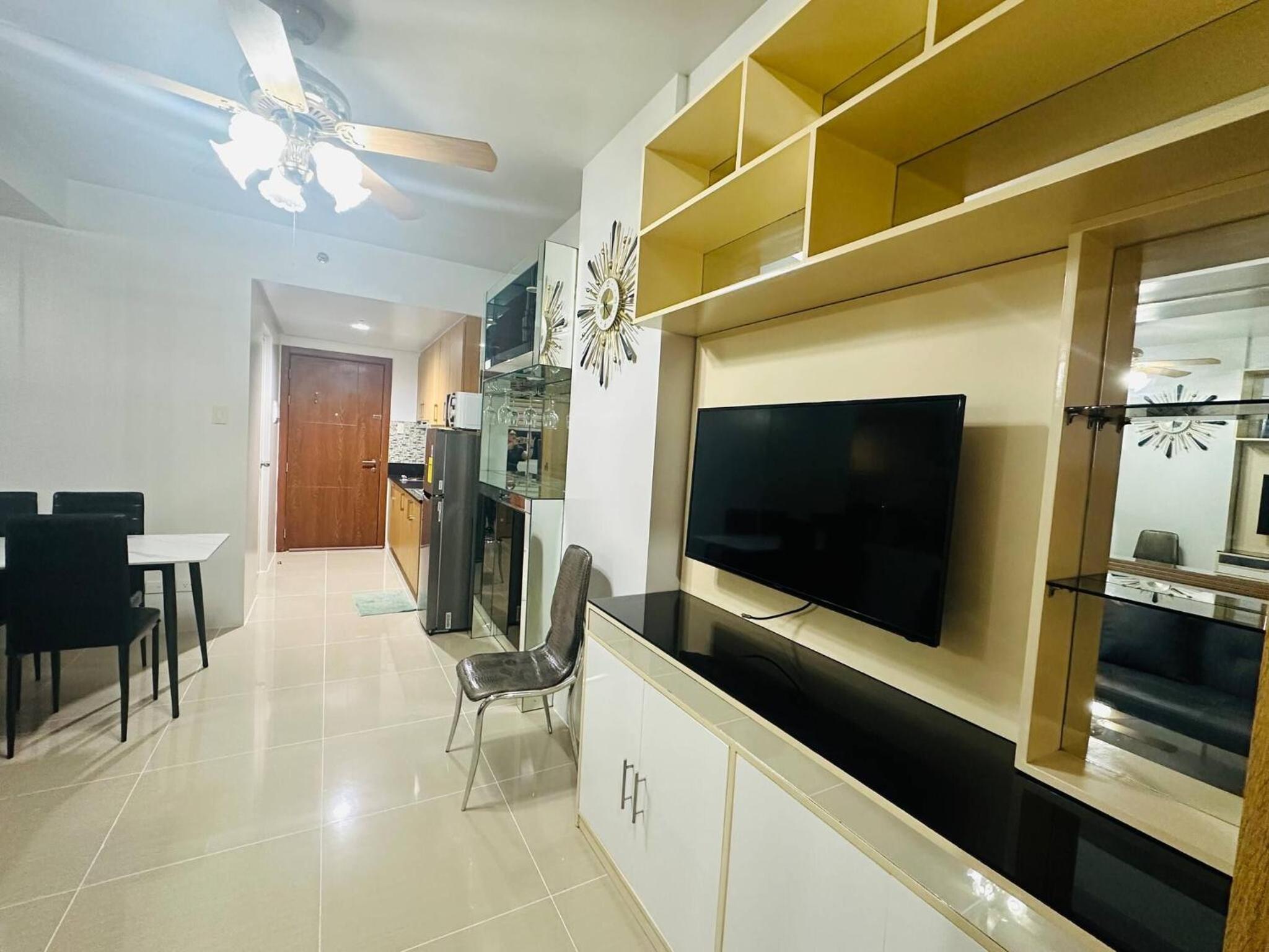 Ultra Pasay City Apartment for Rent - Perfect for Short-Term Stay Front of MOA