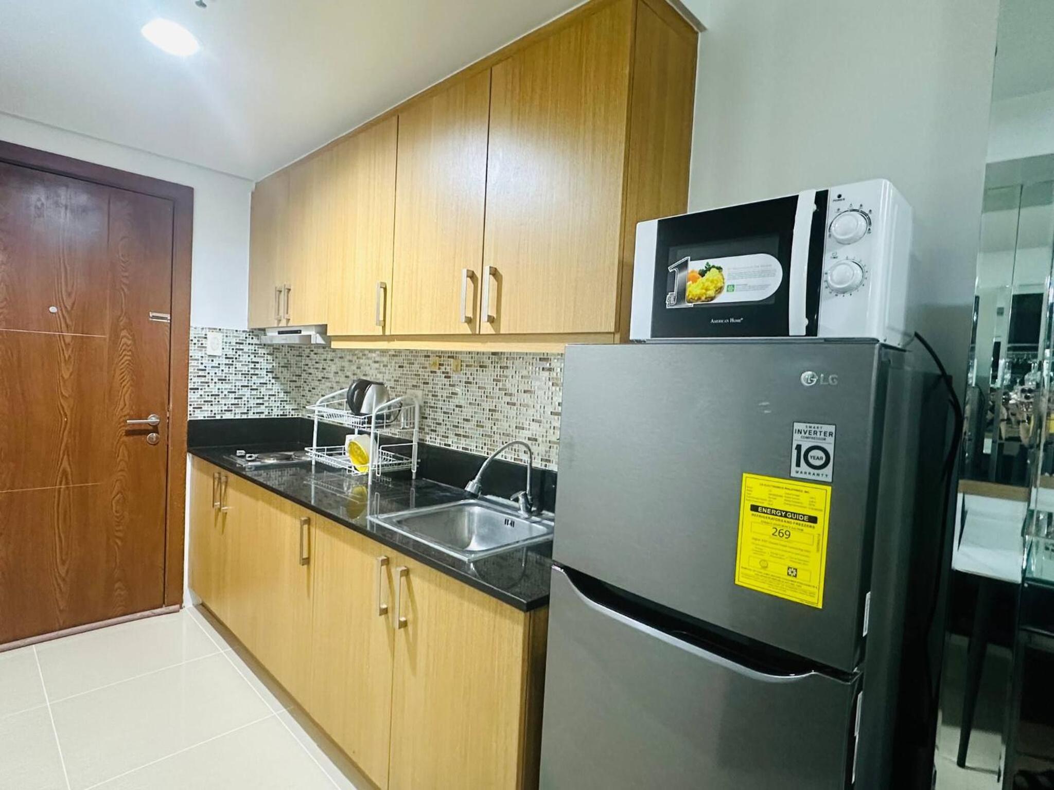 Ultra Pasay City Apartment for Rent - Perfect for Short-Term Stay Front of MOA