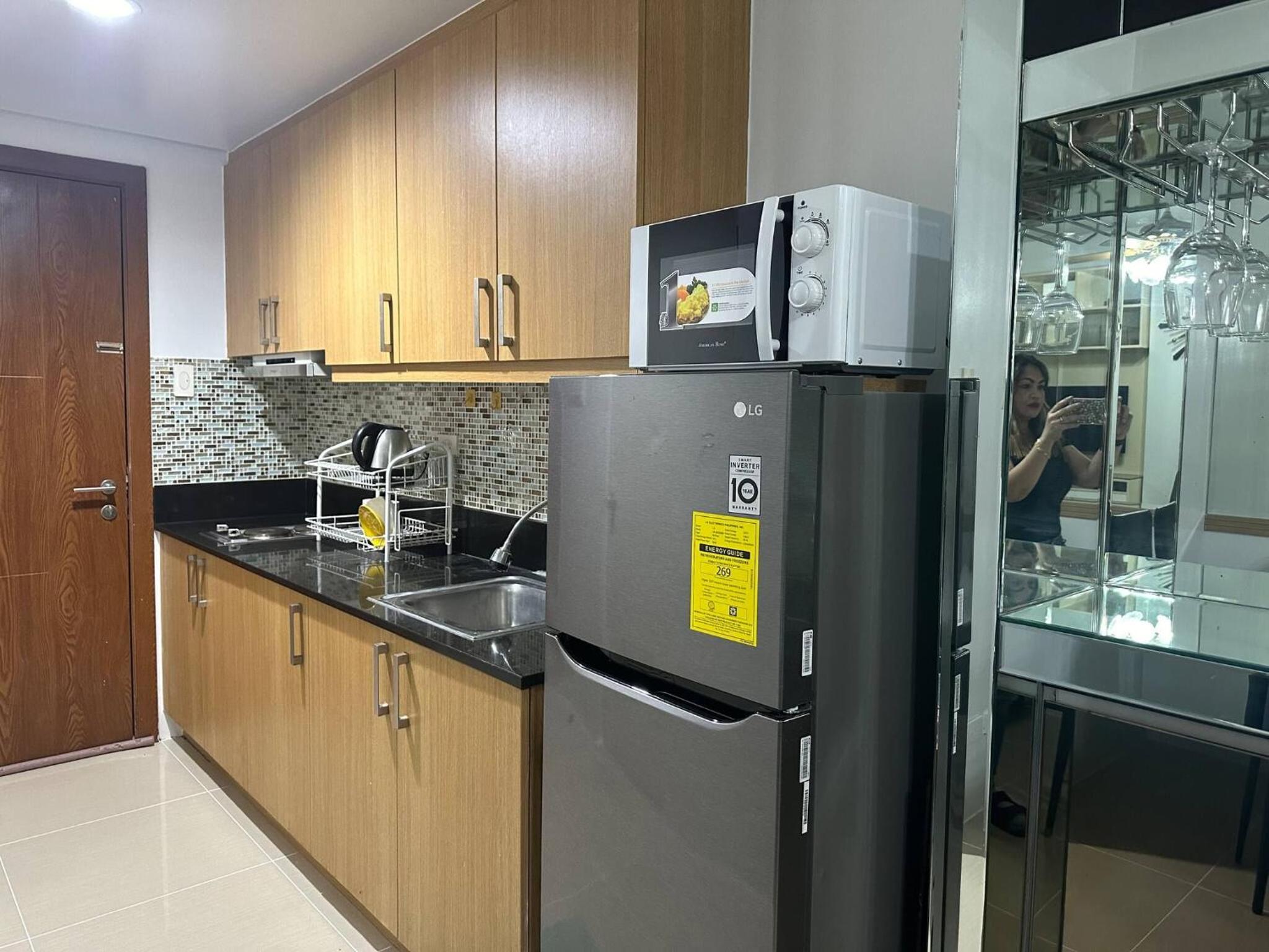 Ultra Pasay City Apartment for Rent - Perfect for Short-Term Stay Front of MOA