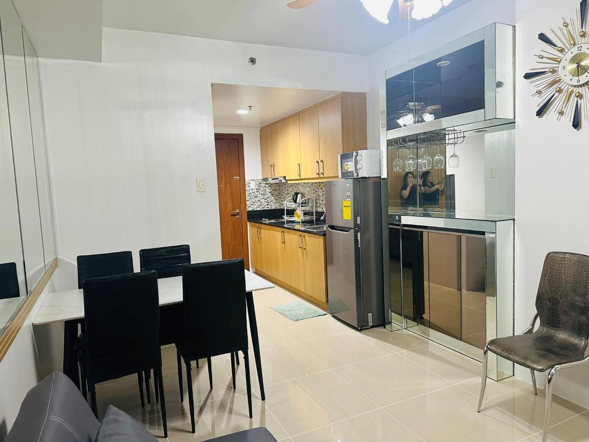 Ultra Pasay City Apartment for Rent - Perfect for Short-Term Stay Front of MOA