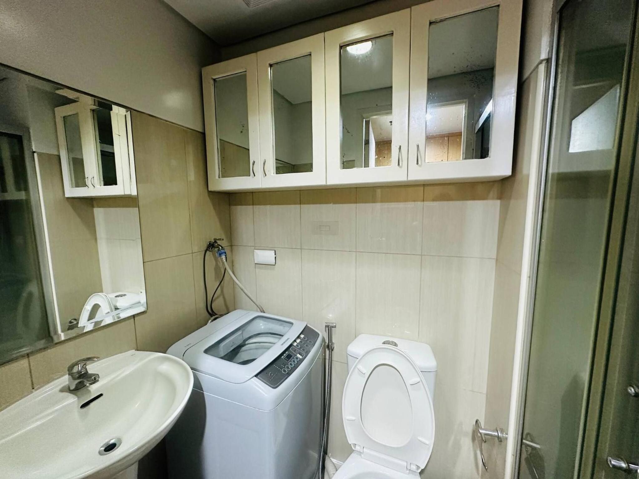 Ultra Pasay City Apartment for Rent - Perfect for Short-Term Stay Front of MOA