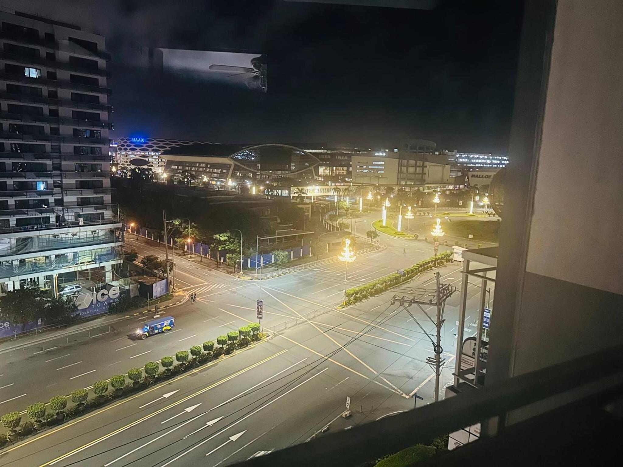 Ultra Pasay City Apartment for Rent - Perfect for Short-Term Stay Front of MOA