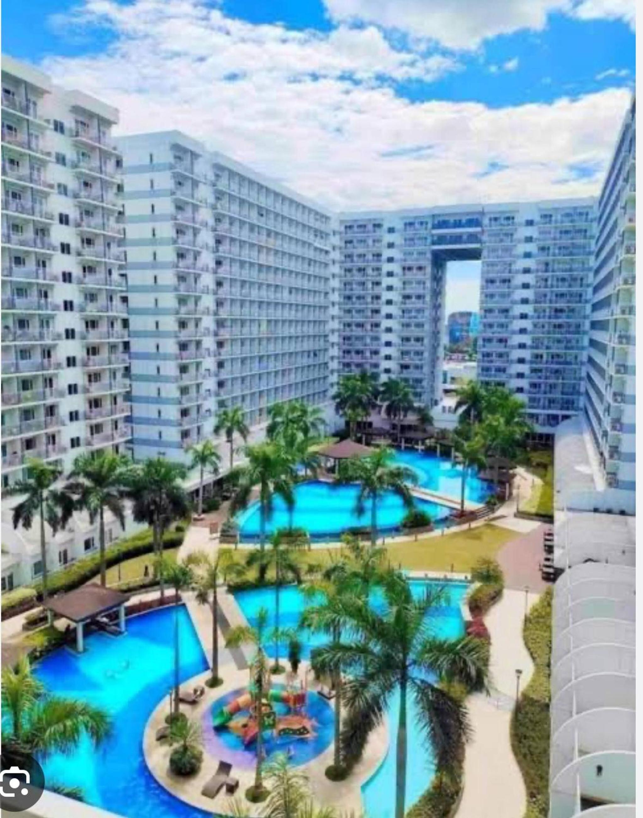 Ultra Pasay City Apartment for Rent - Perfect for Short-Term Stay Front of MOA