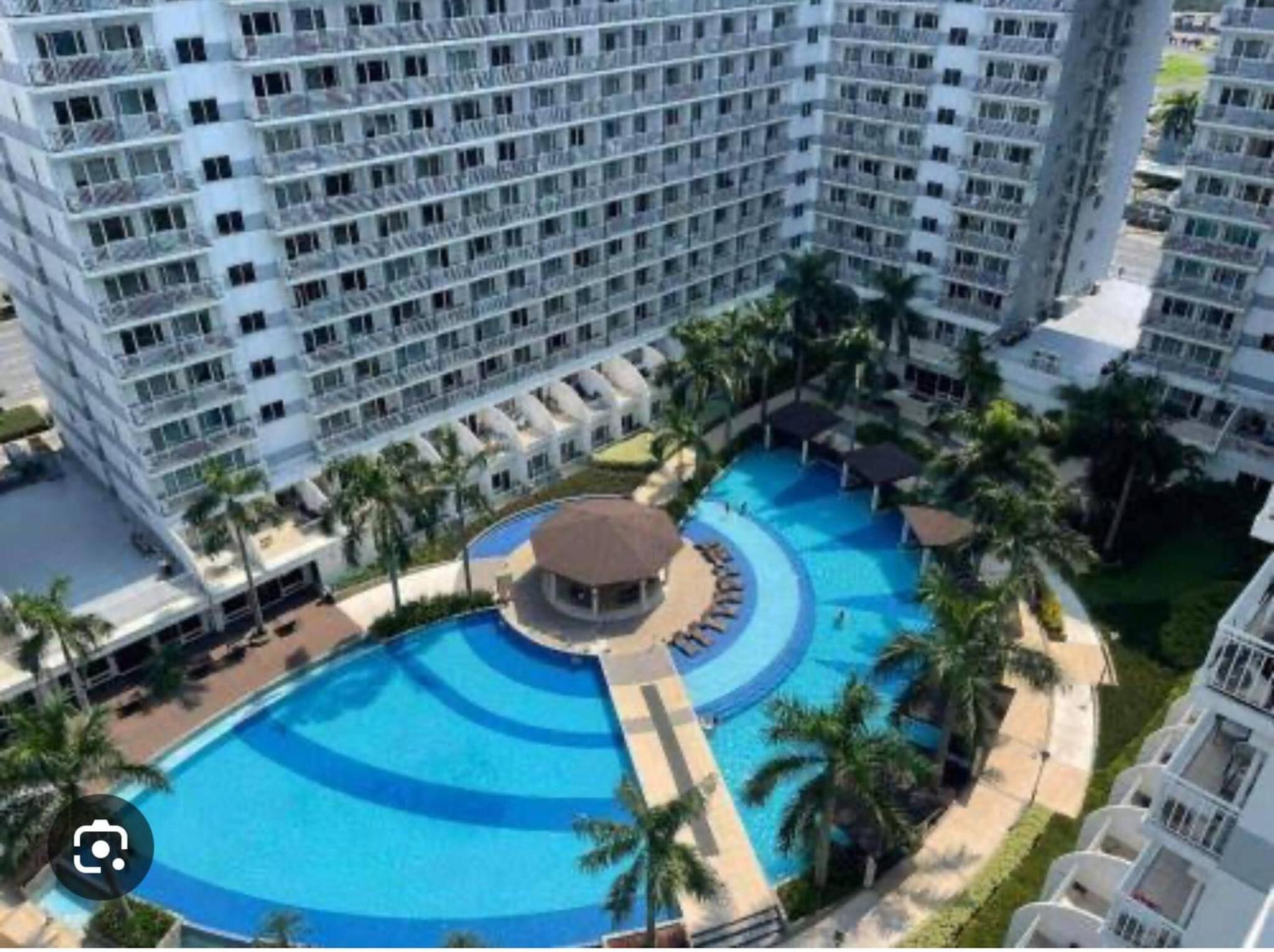 Ultra Pasay City Apartment for Rent - Perfect for Short-Term Stay Front of MOA