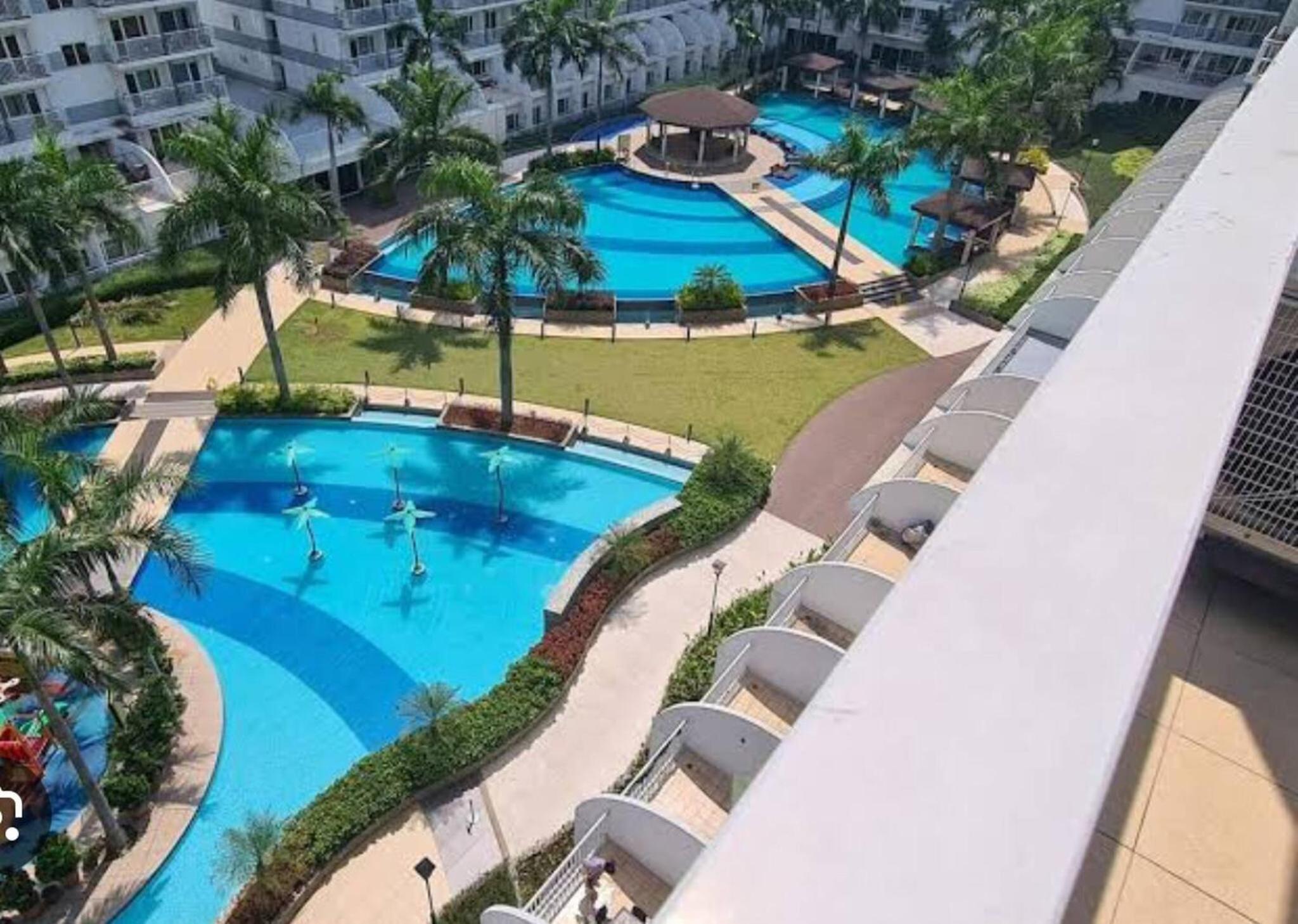 Ultra Pasay City Apartment for Rent - Perfect for Short-Term Stay Front of MOA