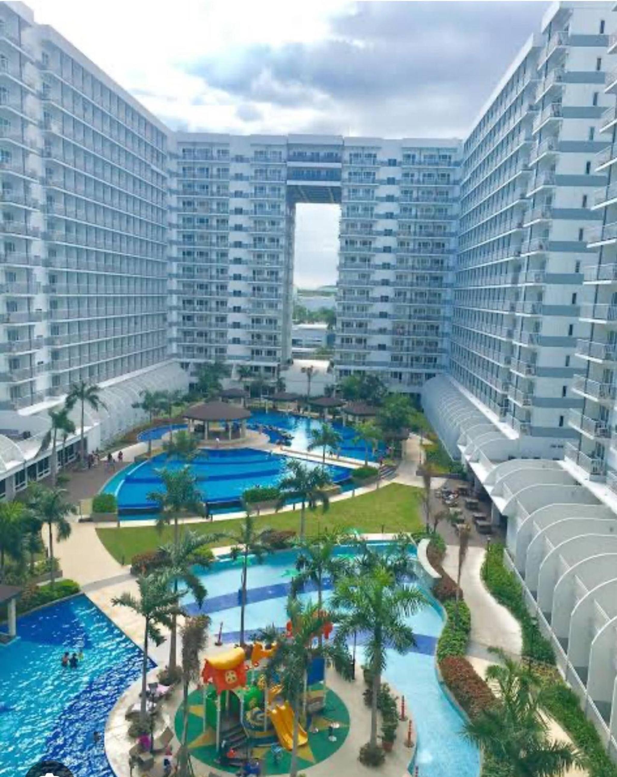 Ultra Pasay City Apartment for Rent - Perfect for Short-Term Stay Front of MOA