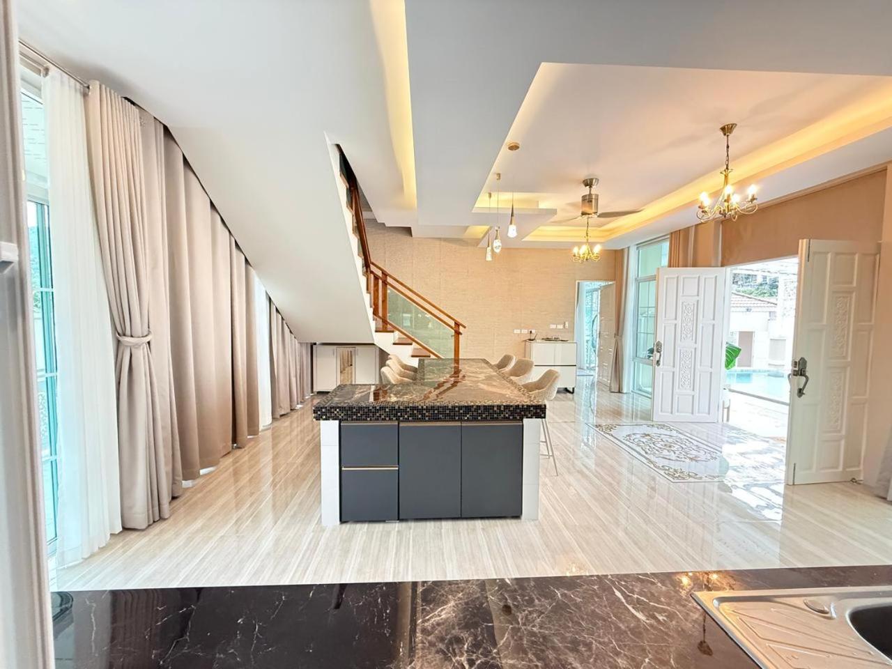 Kamala Beach Phuket - 4BR Private Luxury Pool Villa with Maid