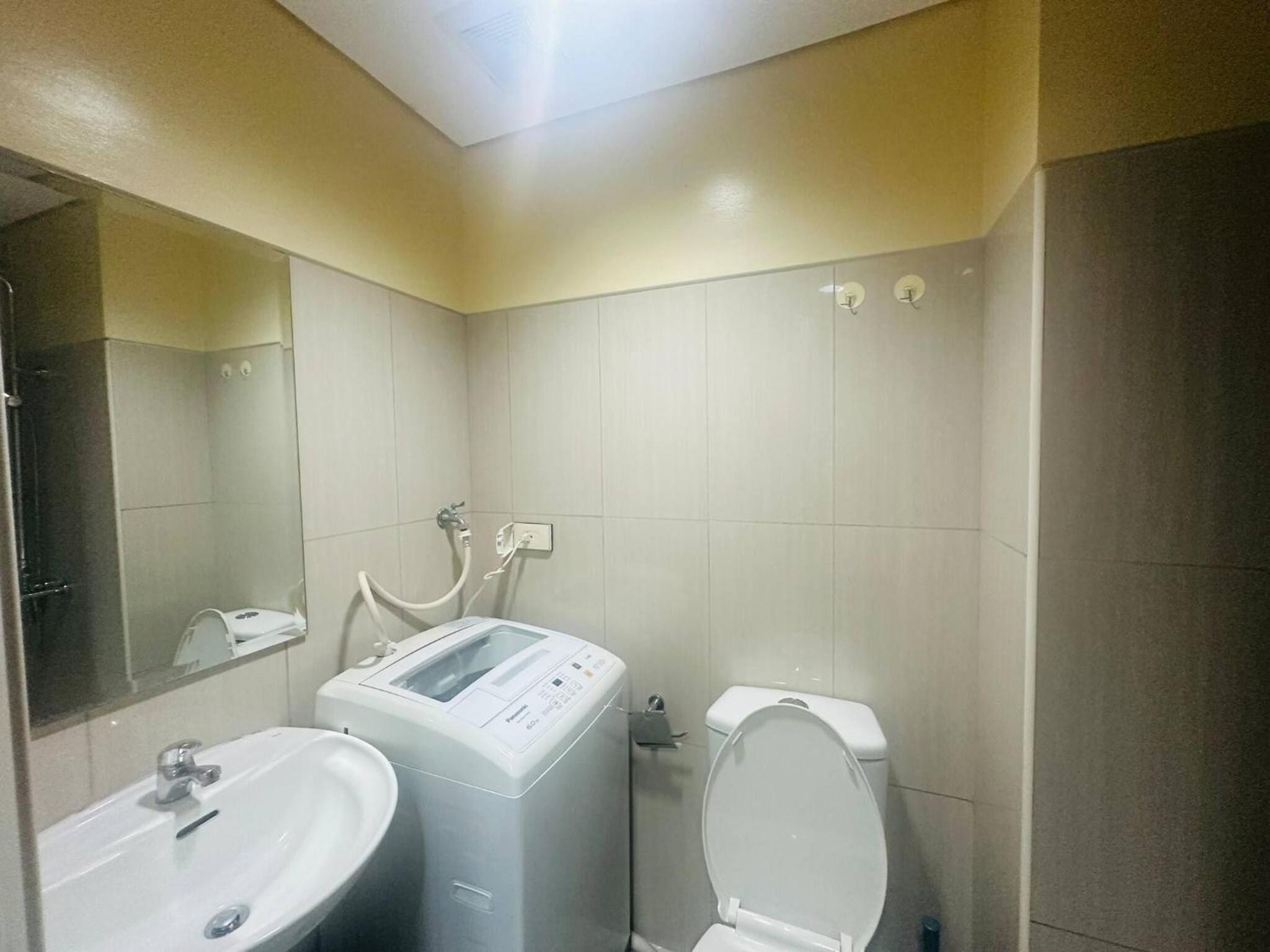 Timeless Pasay City Apartment for Rent
