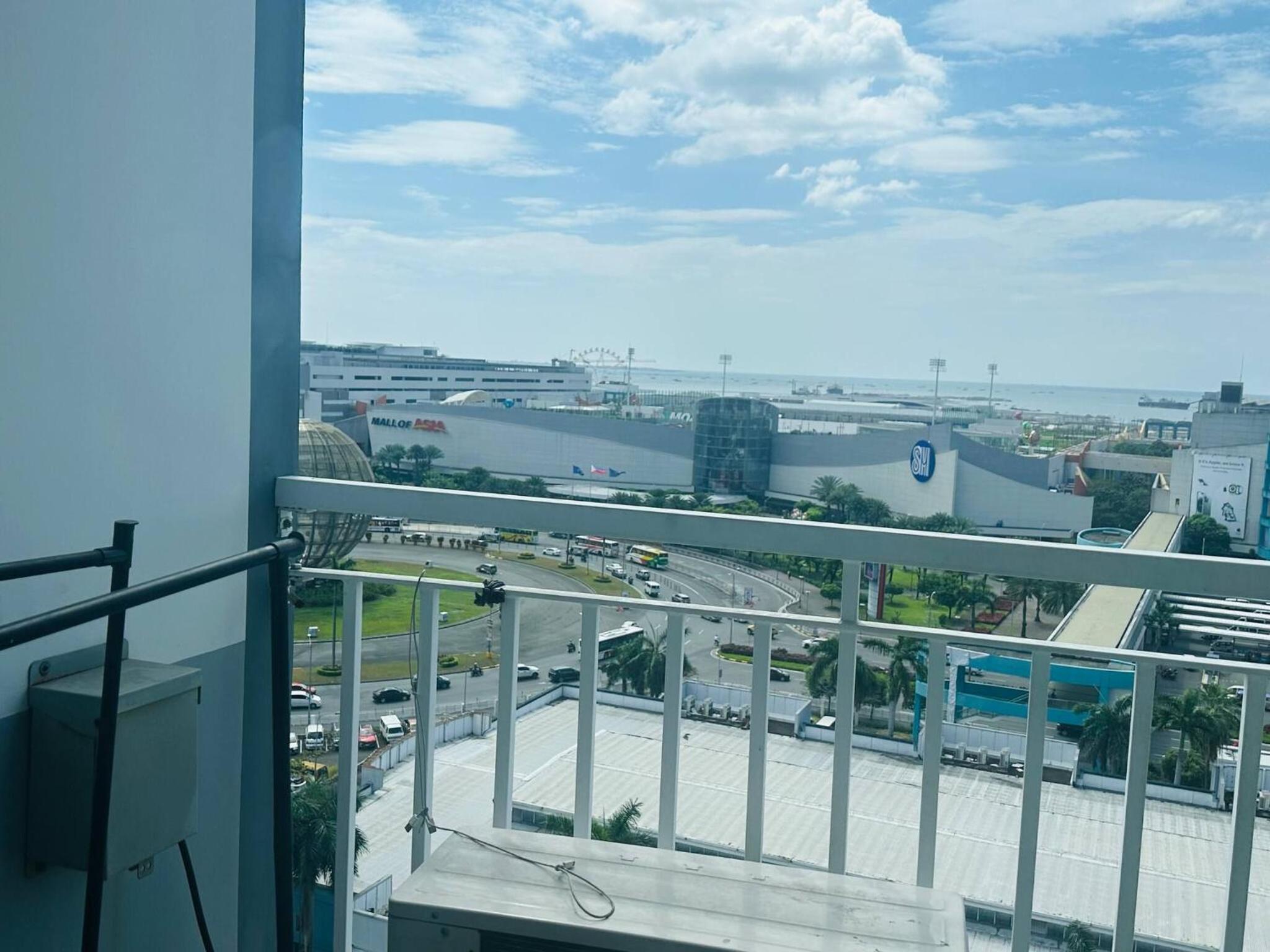 Timeless Pasay City Apartment for Rent