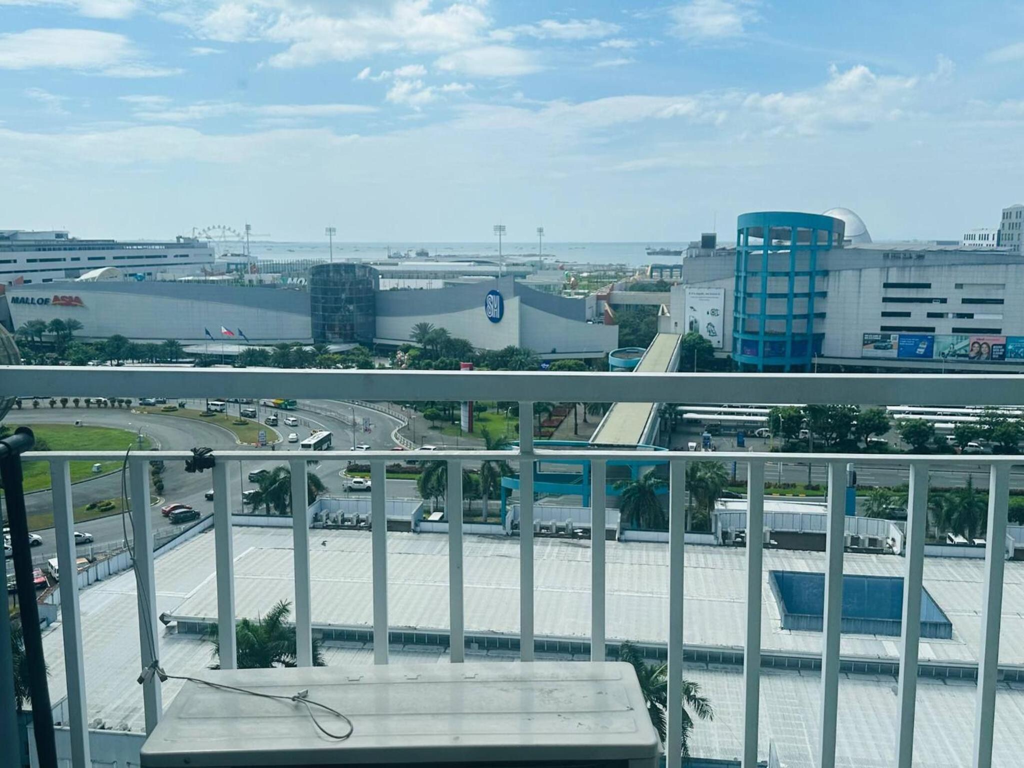 Timeless Pasay City Apartment for Rent